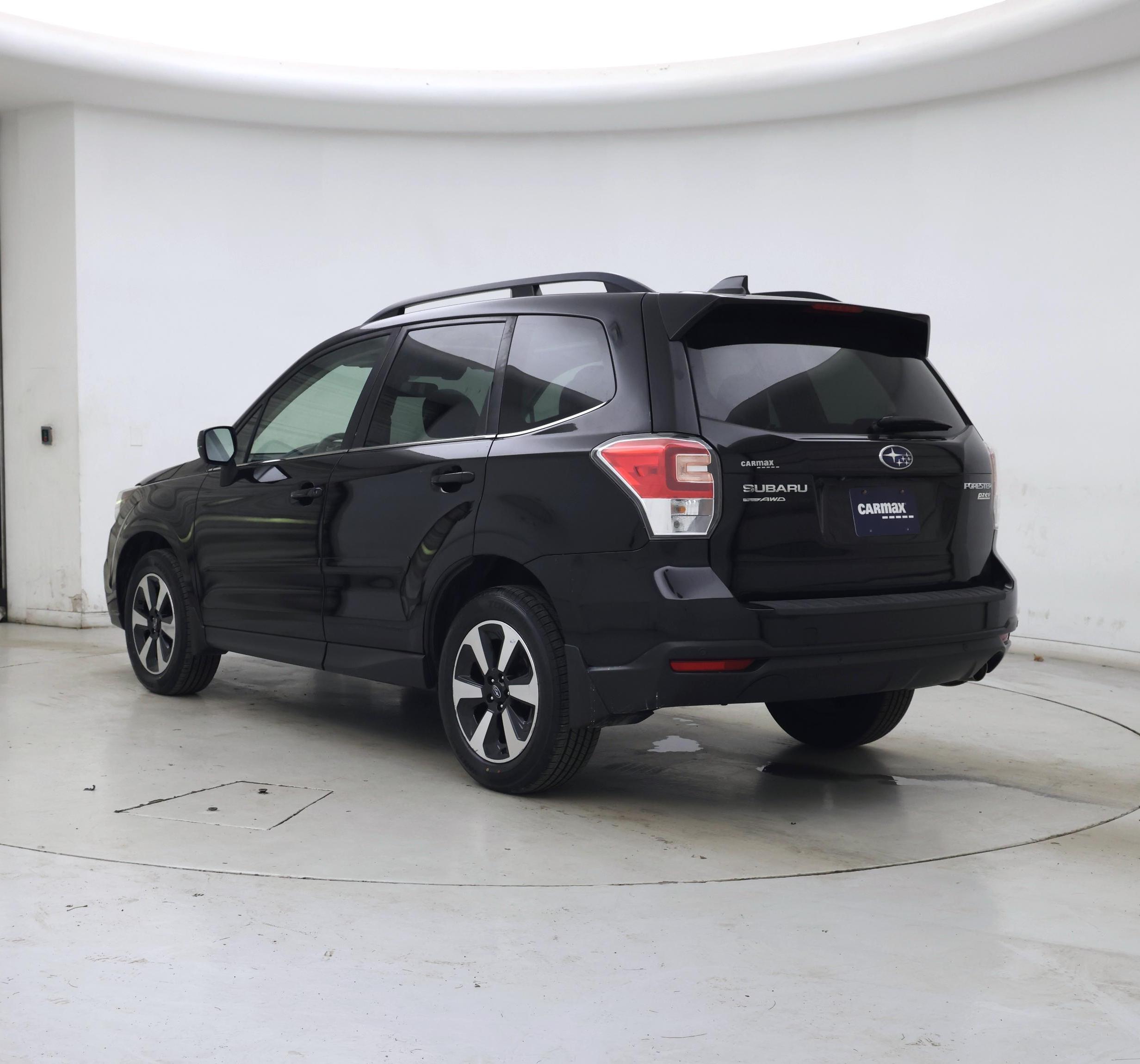 Thumbnail: 2017 Subaru Forester - 2