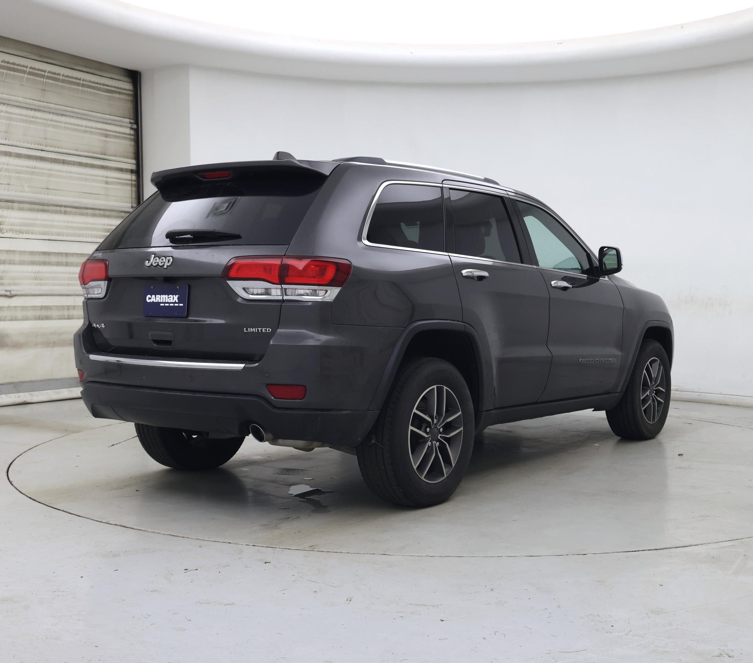 Thumbnail: 2020 Jeep Grand Cherokee - 8