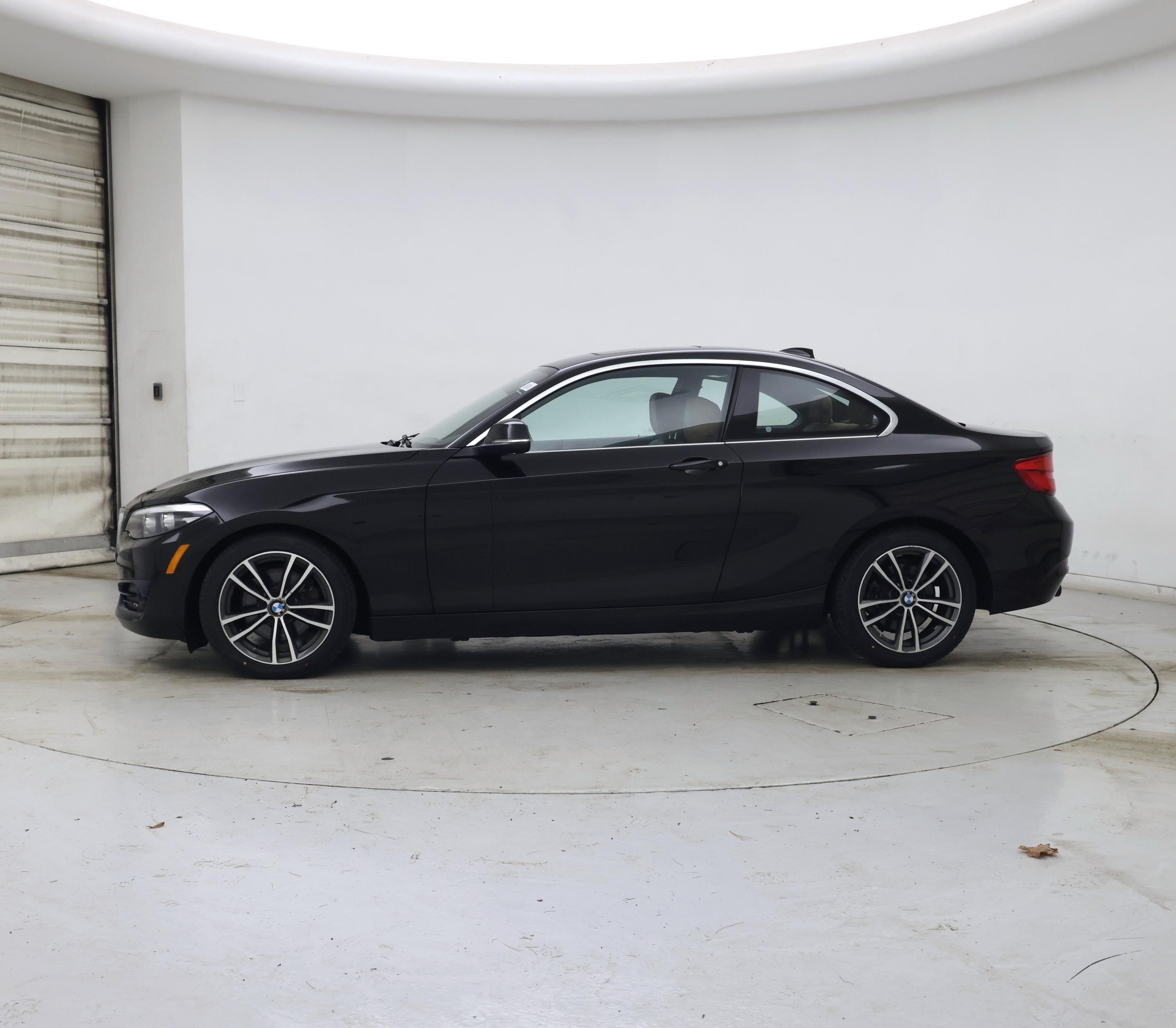 Thumbnail: 2018 BMW 2 Series - 3