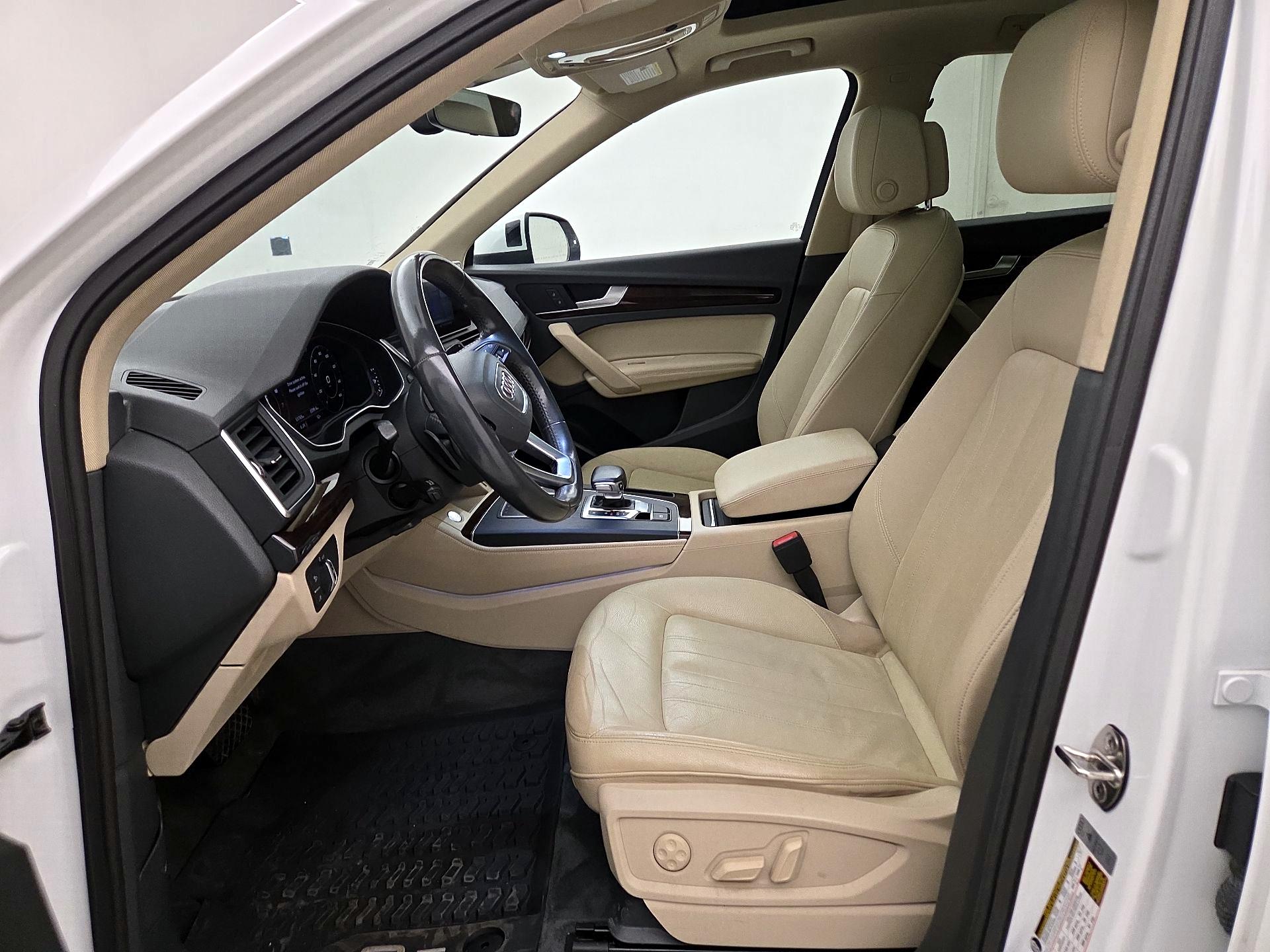 Thumbnail: 2020 Audi Q5 - 11