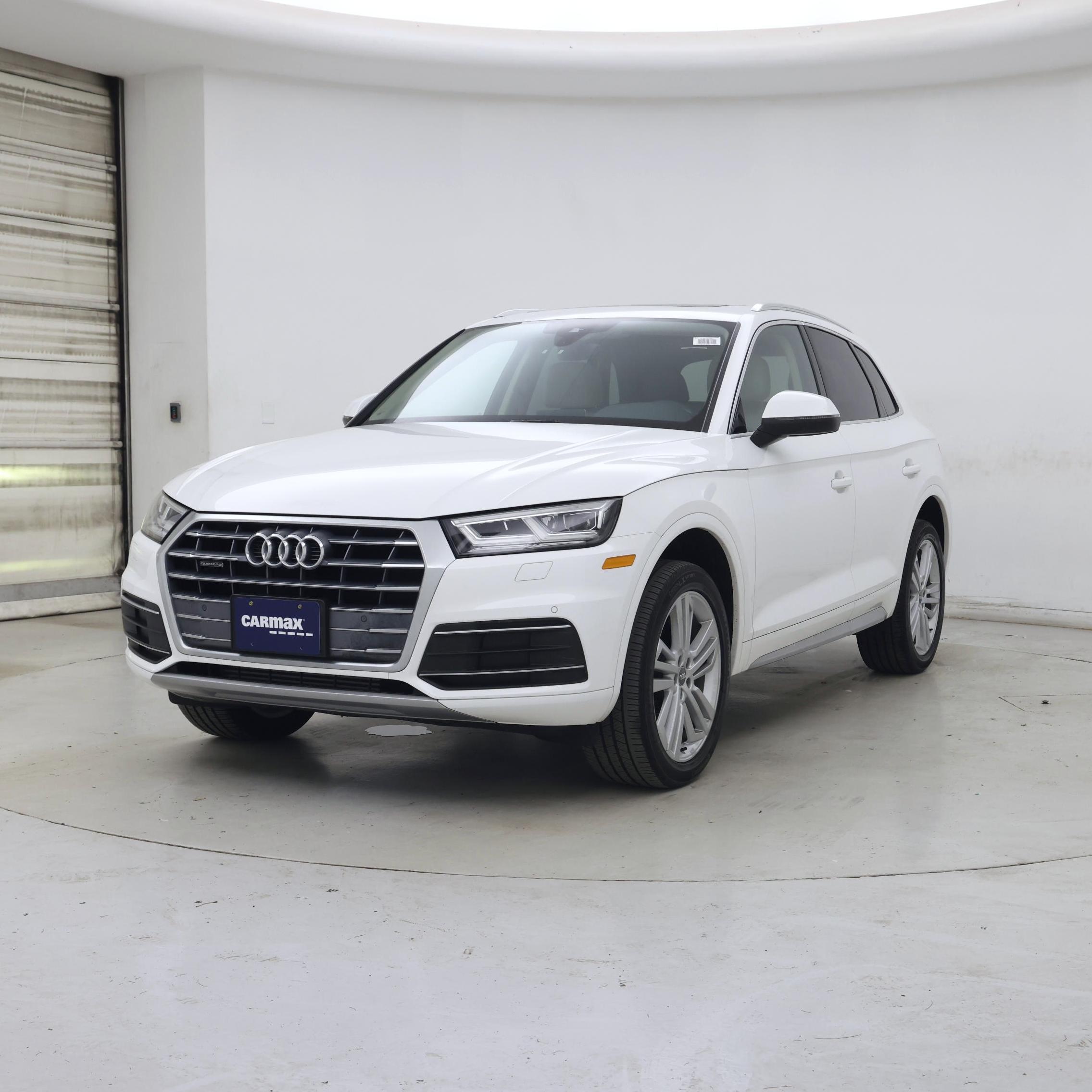 Thumbnail: 2020 Audi Q5 - 4