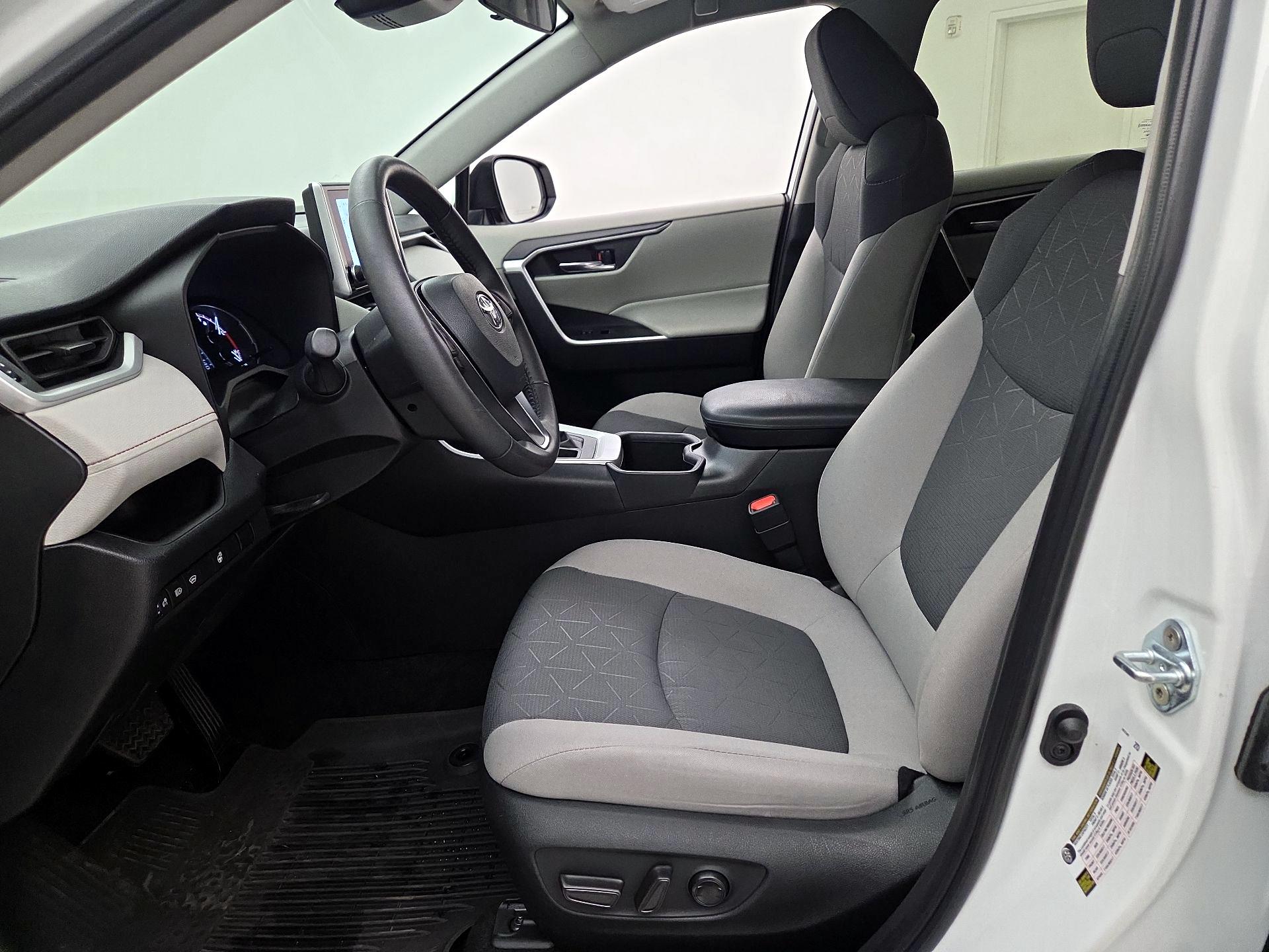 Thumbnail: 2024 Toyota RAV4 - 11