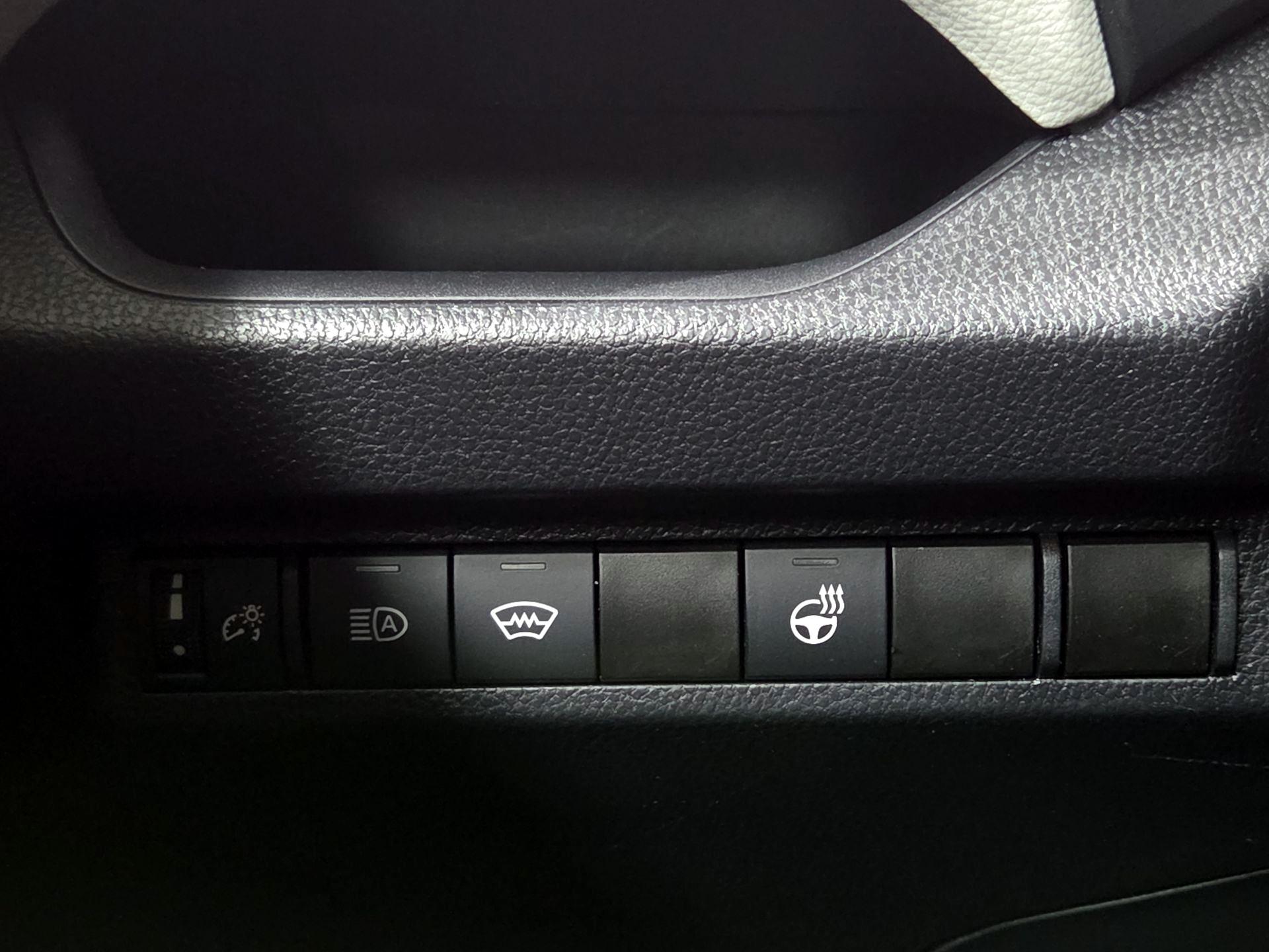 Thumbnail: 2024 Toyota RAV4 - 13