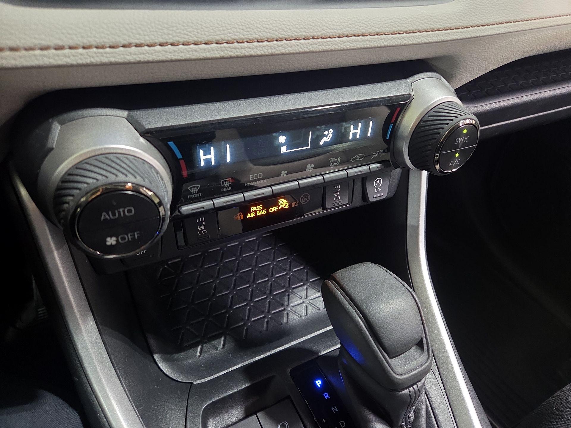 Thumbnail: 2024 Toyota RAV4 - 16