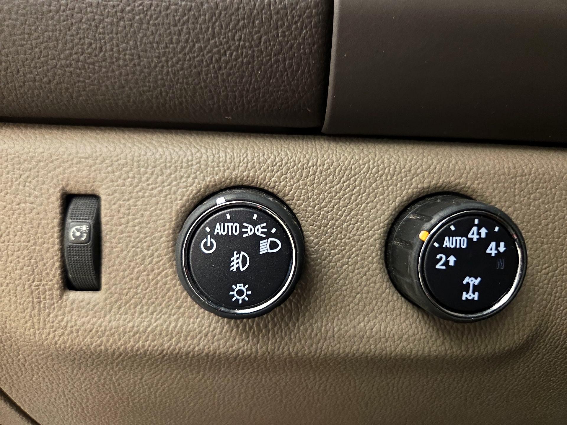 Thumbnail: 2016 GMC Canyon - 13