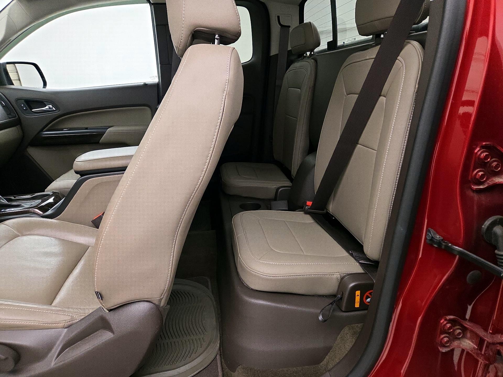 Thumbnail: 2016 GMC Canyon - 18