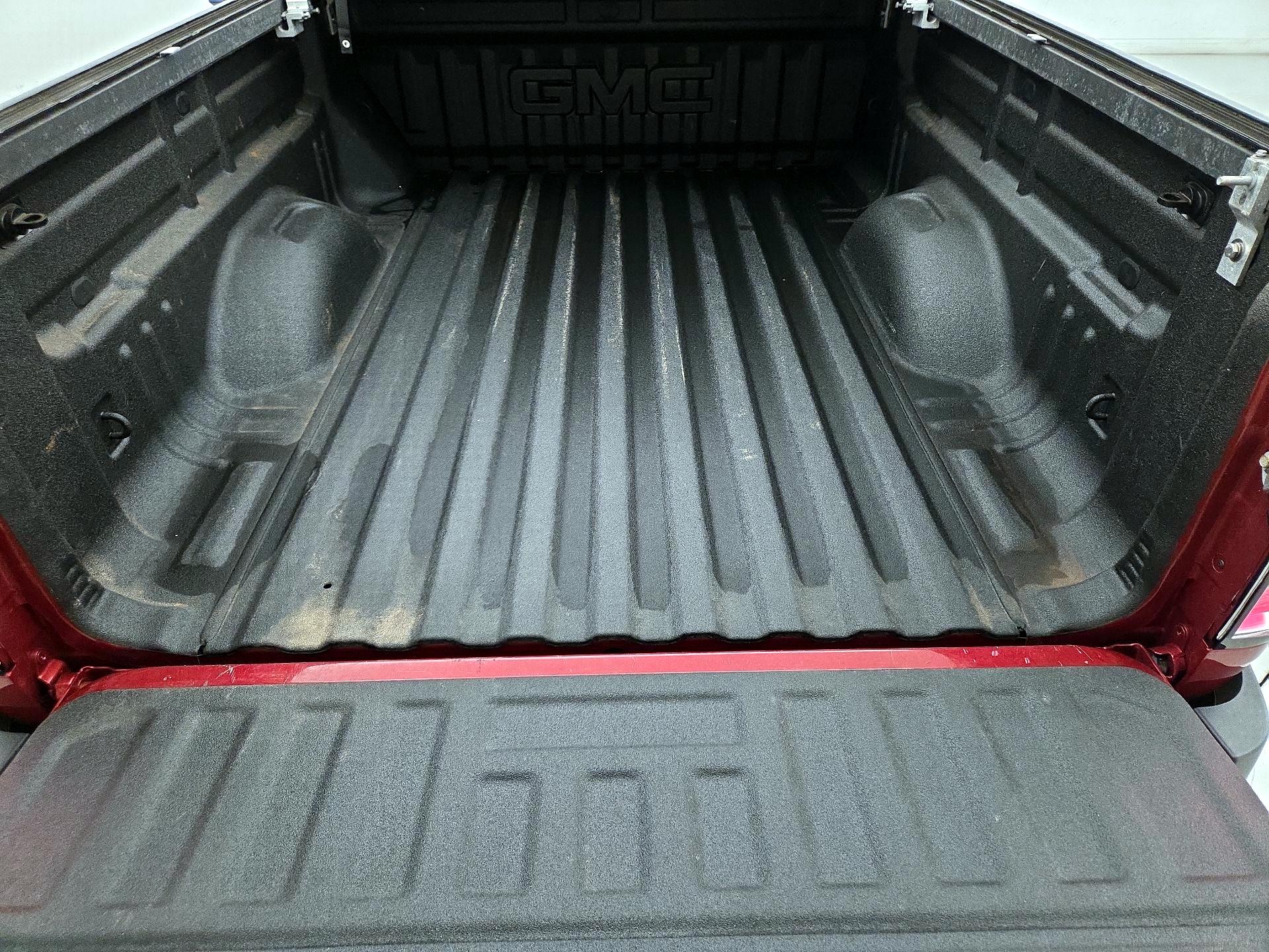 Thumbnail: 2016 GMC Canyon - 19