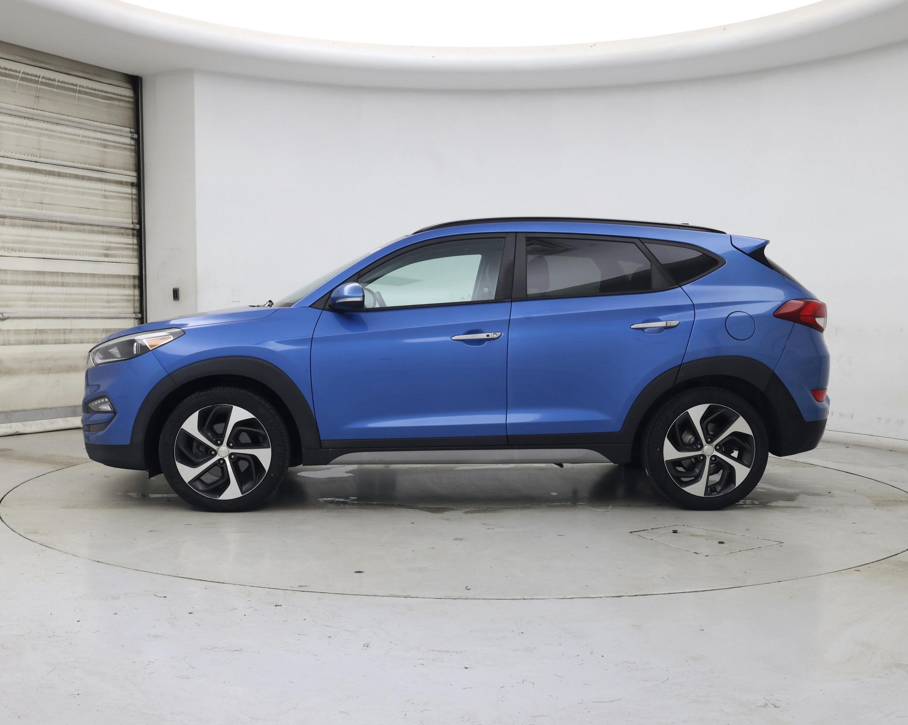 Thumbnail: 2018 Hyundai Tucson - 3