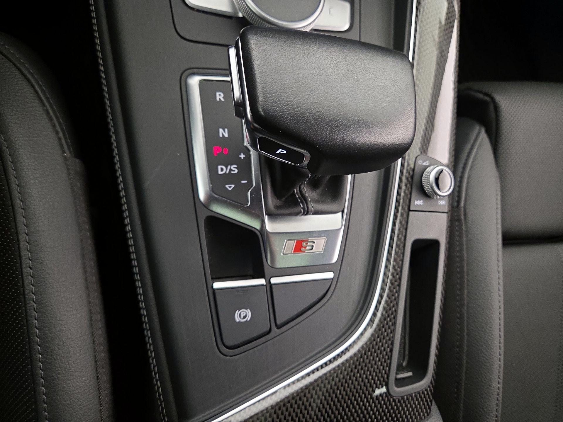 Thumbnail: 2018 Audi S5 - 18