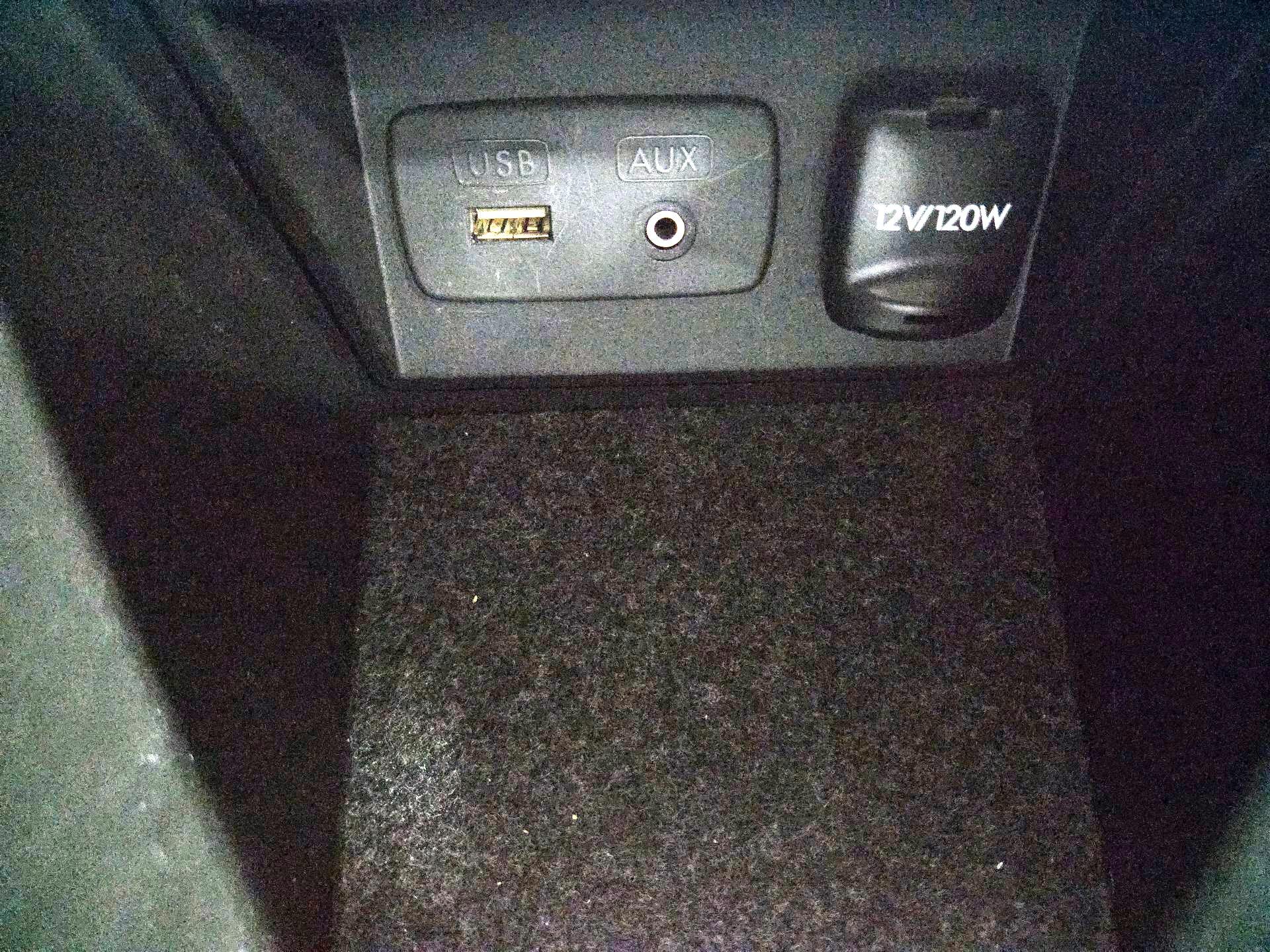 Thumbnail: 2014 Subaru Outback - 17