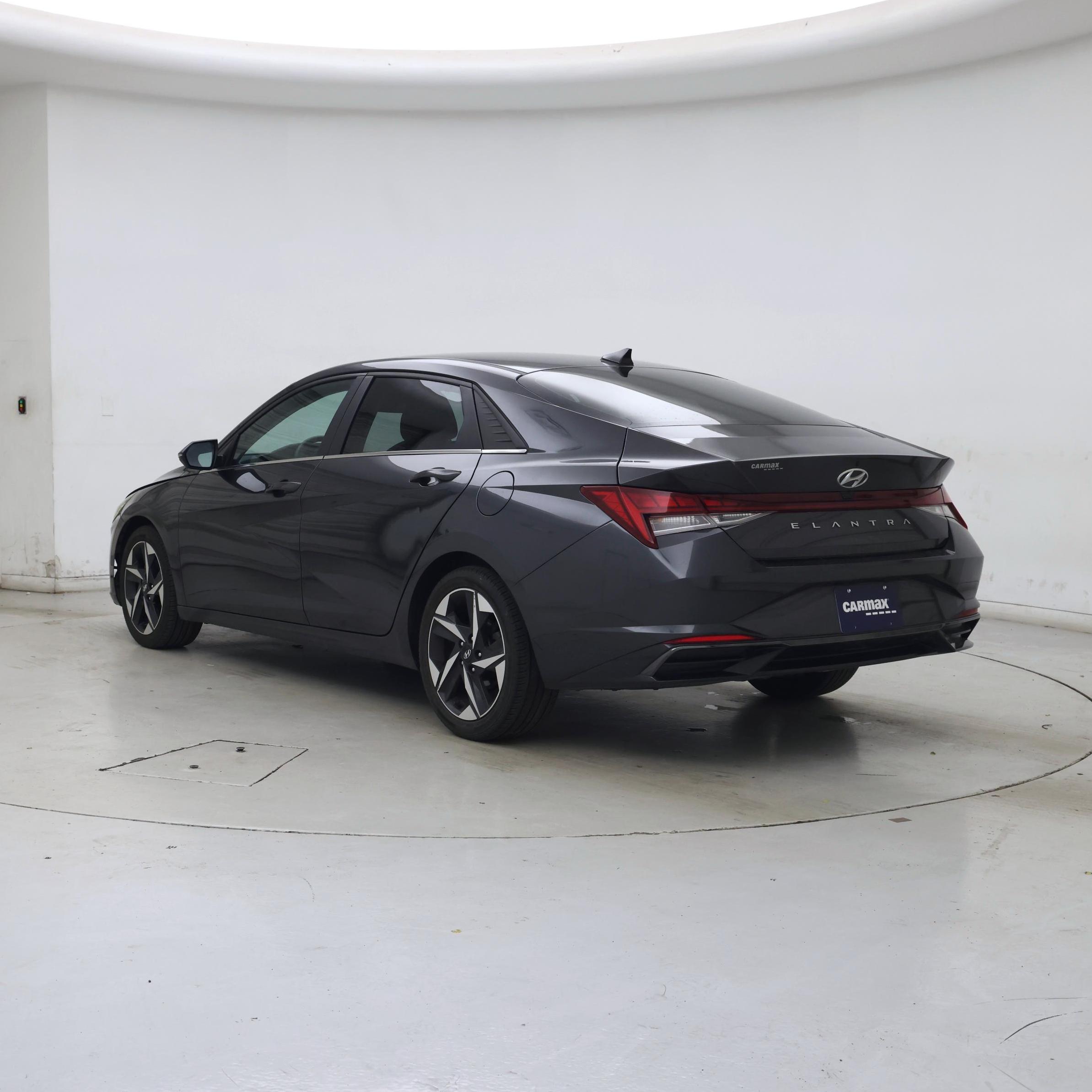 Thumbnail: 2021 Hyundai Elantra - 2
