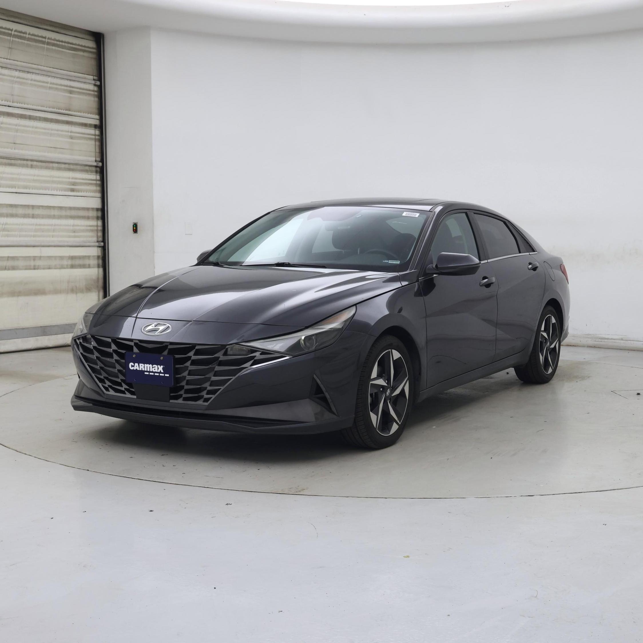 Thumbnail: 2021 Hyundai Elantra - 4