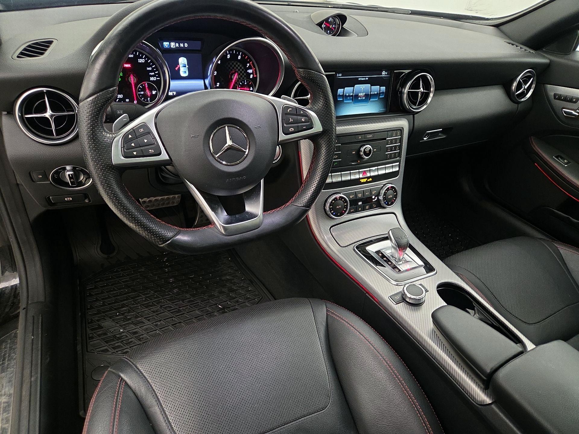 Thumbnail: 2017 Mercedes-Benz SLC - 9