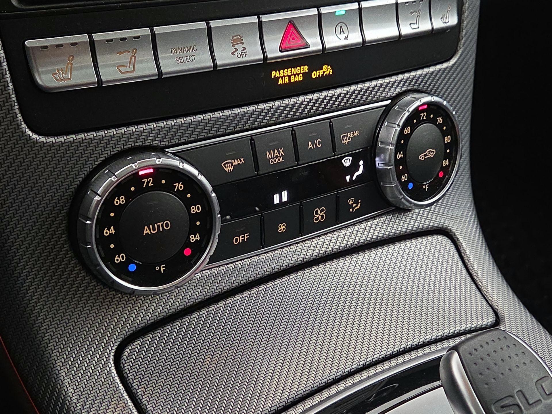 Thumbnail: 2017 Mercedes-Benz SLC - 16