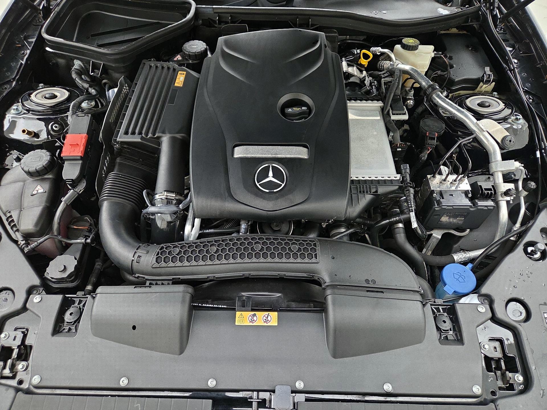 Thumbnail: 2017 Mercedes-Benz SLC - 20