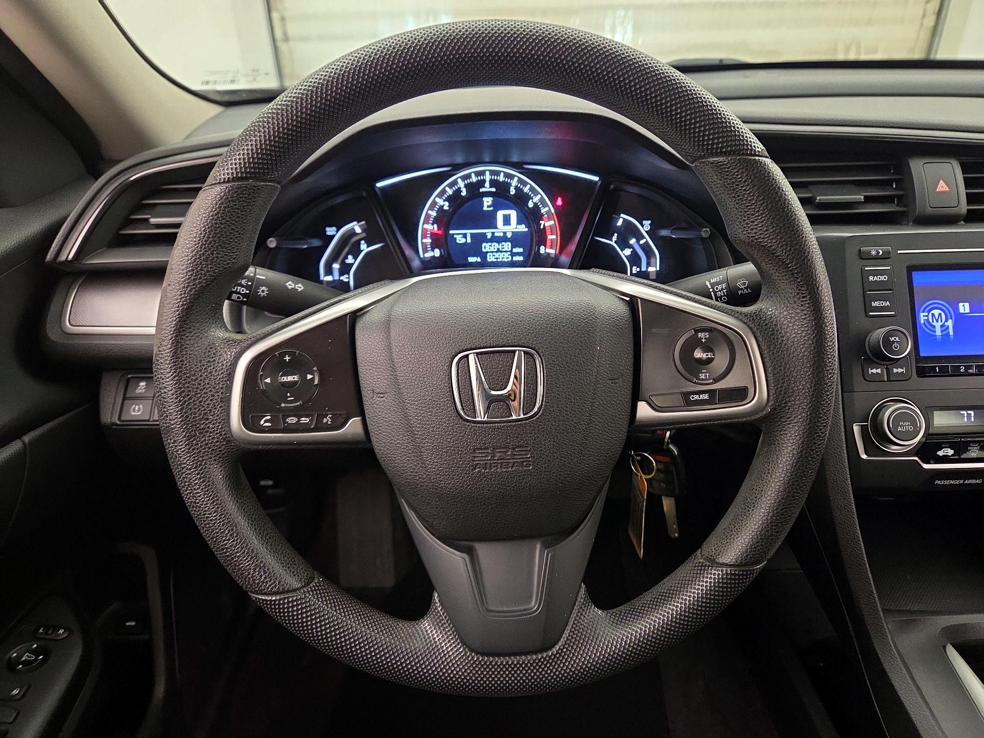 Thumbnail: 2016 Honda Civic - 10