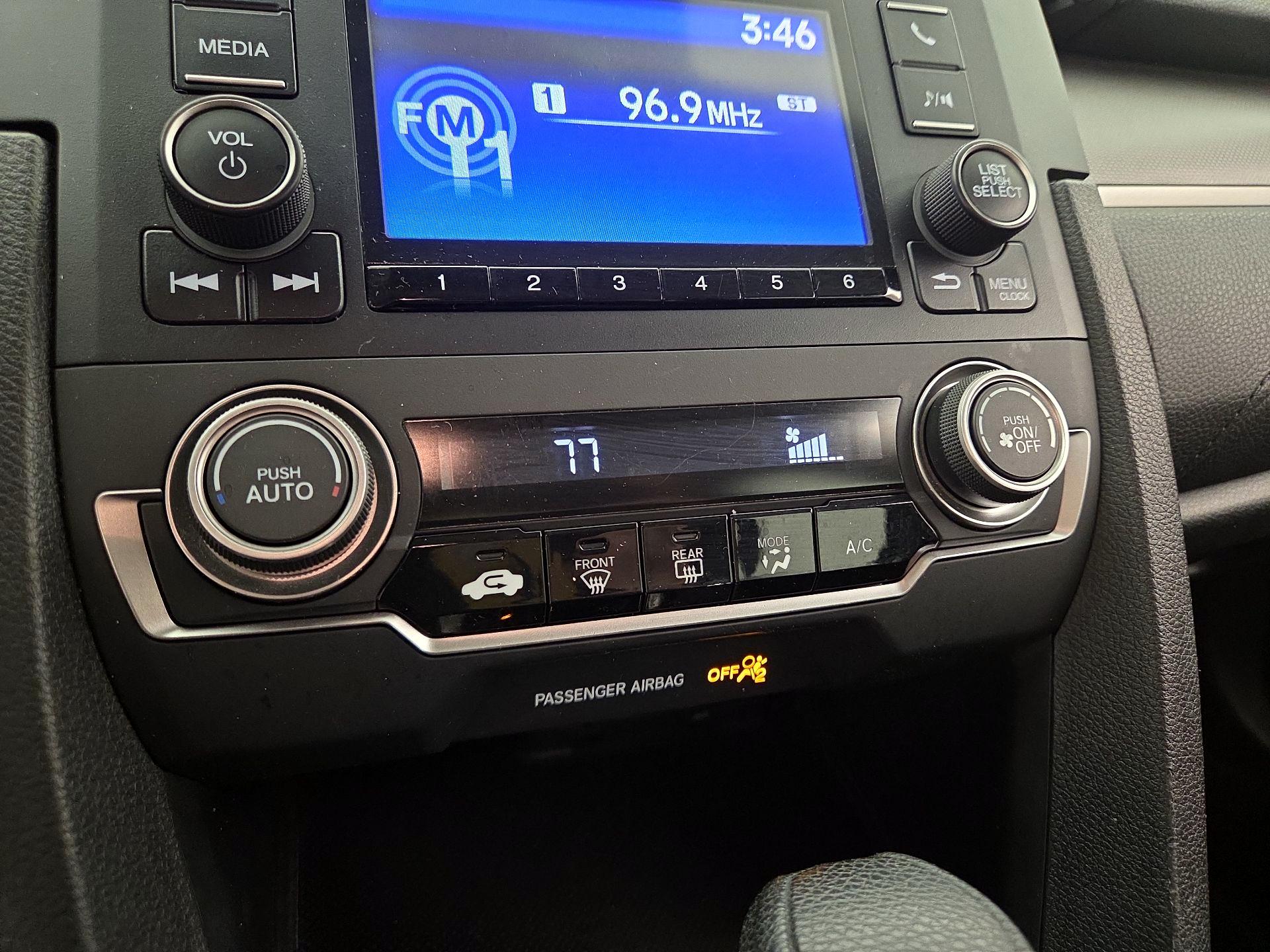 Thumbnail: 2016 Honda Civic - 16