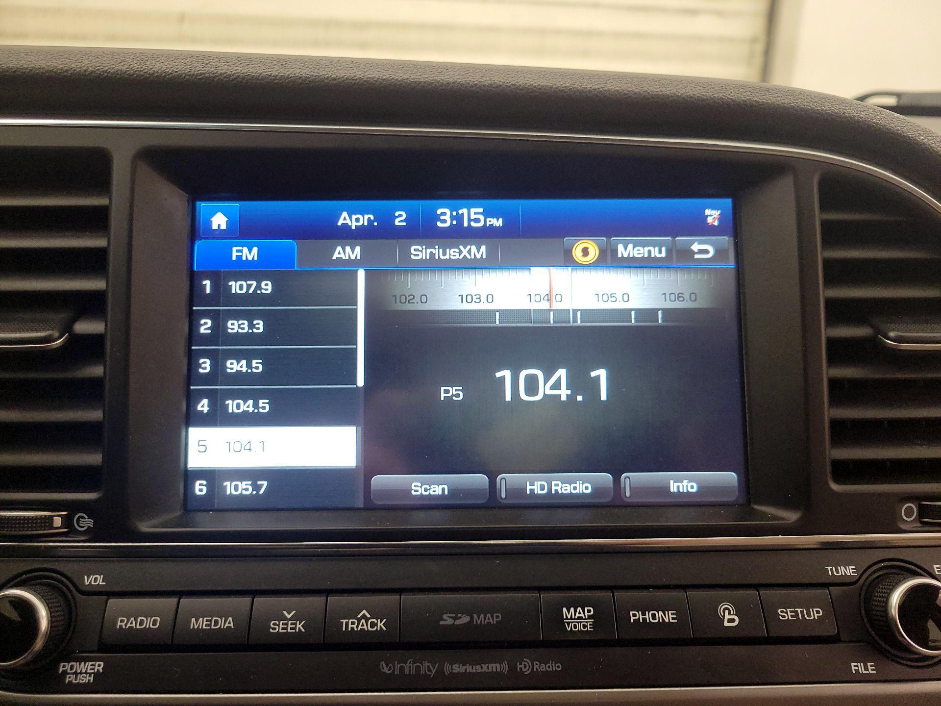 Thumbnail: 2017 Hyundai Elantra - 15