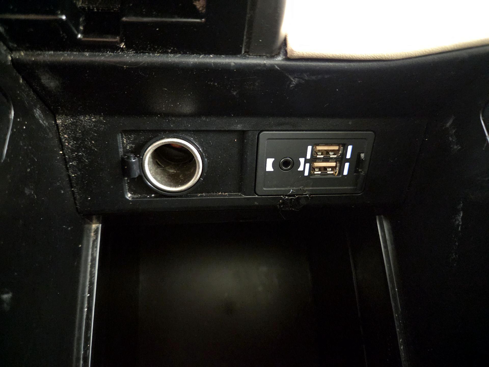 Thumbnail: 2017 Lexus RX - 19