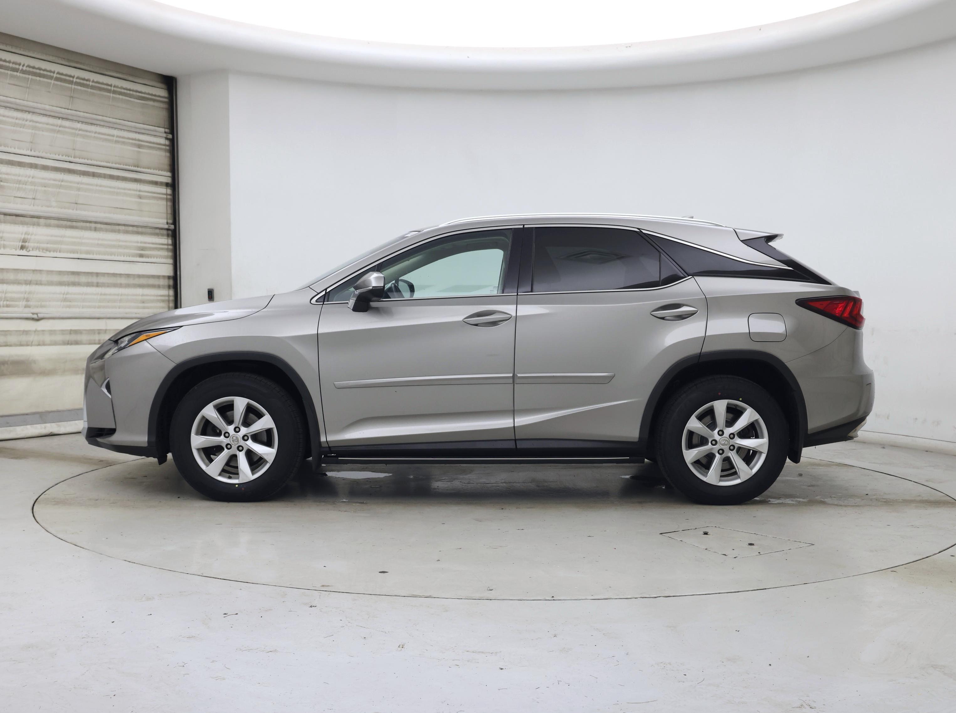 Thumbnail: 2017 Lexus RX - 3