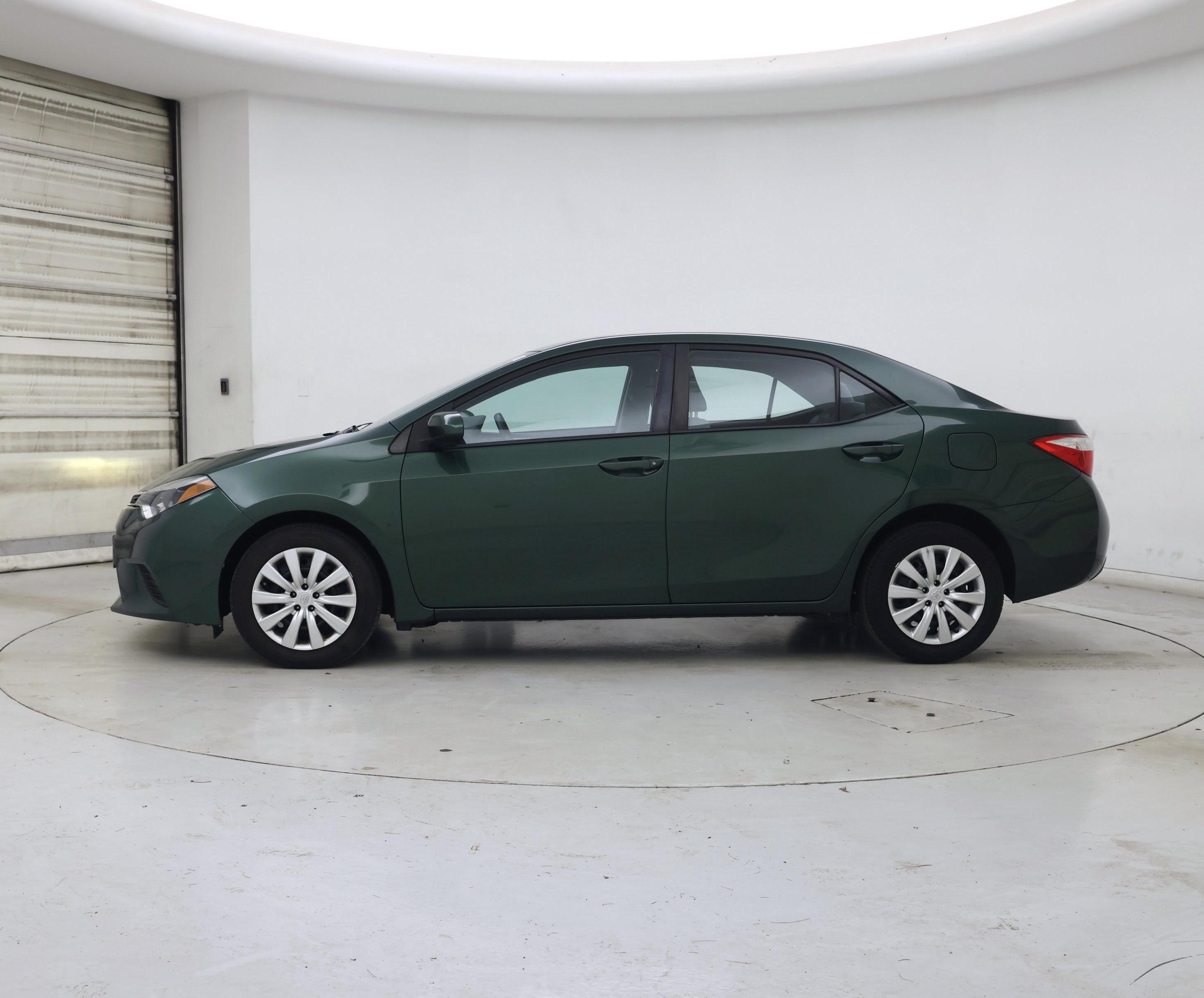 Thumbnail: 2014 Toyota Corolla - 3