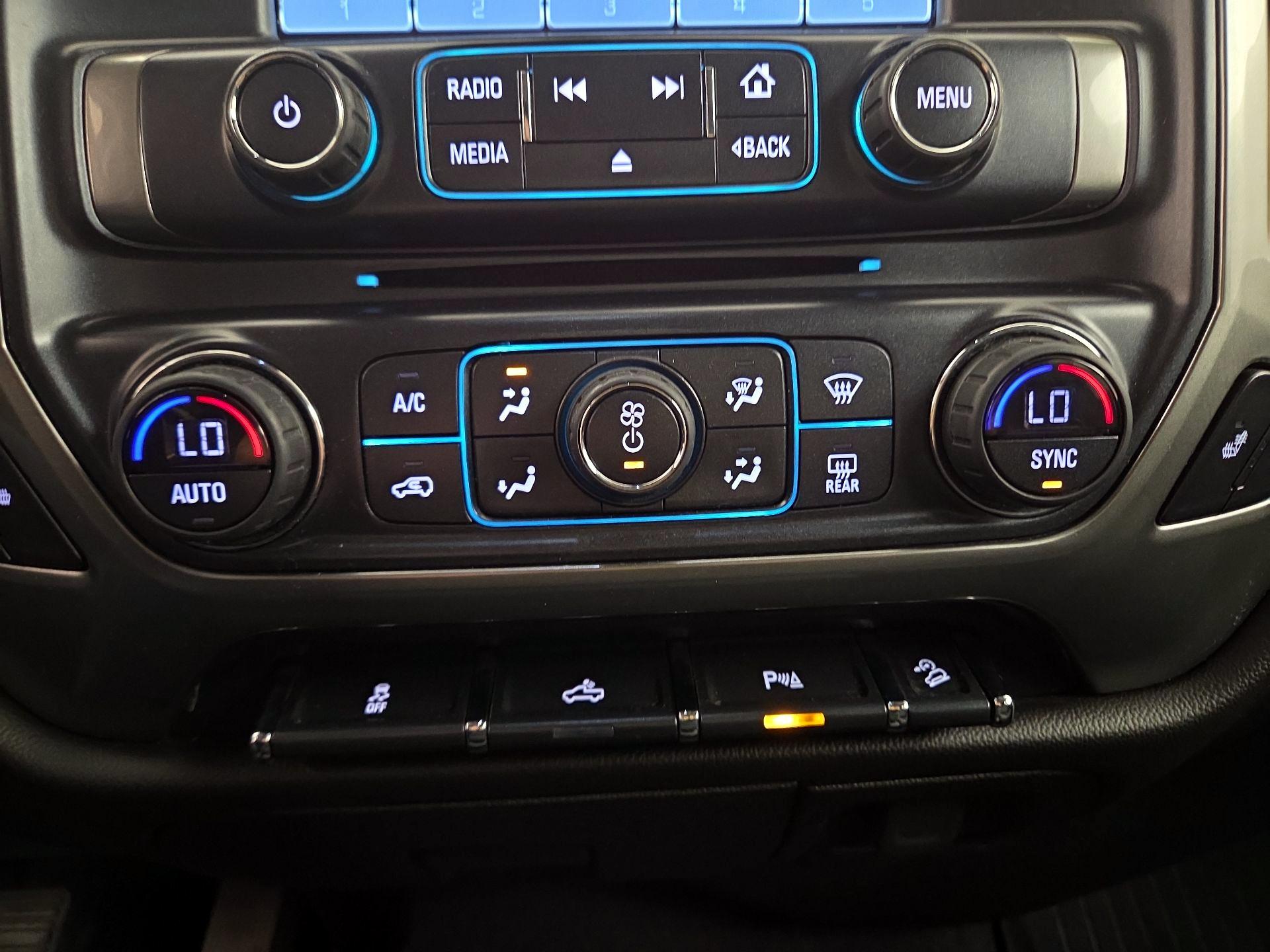 Thumbnail: 2019 Chevrolet Silverado 1500 - 16