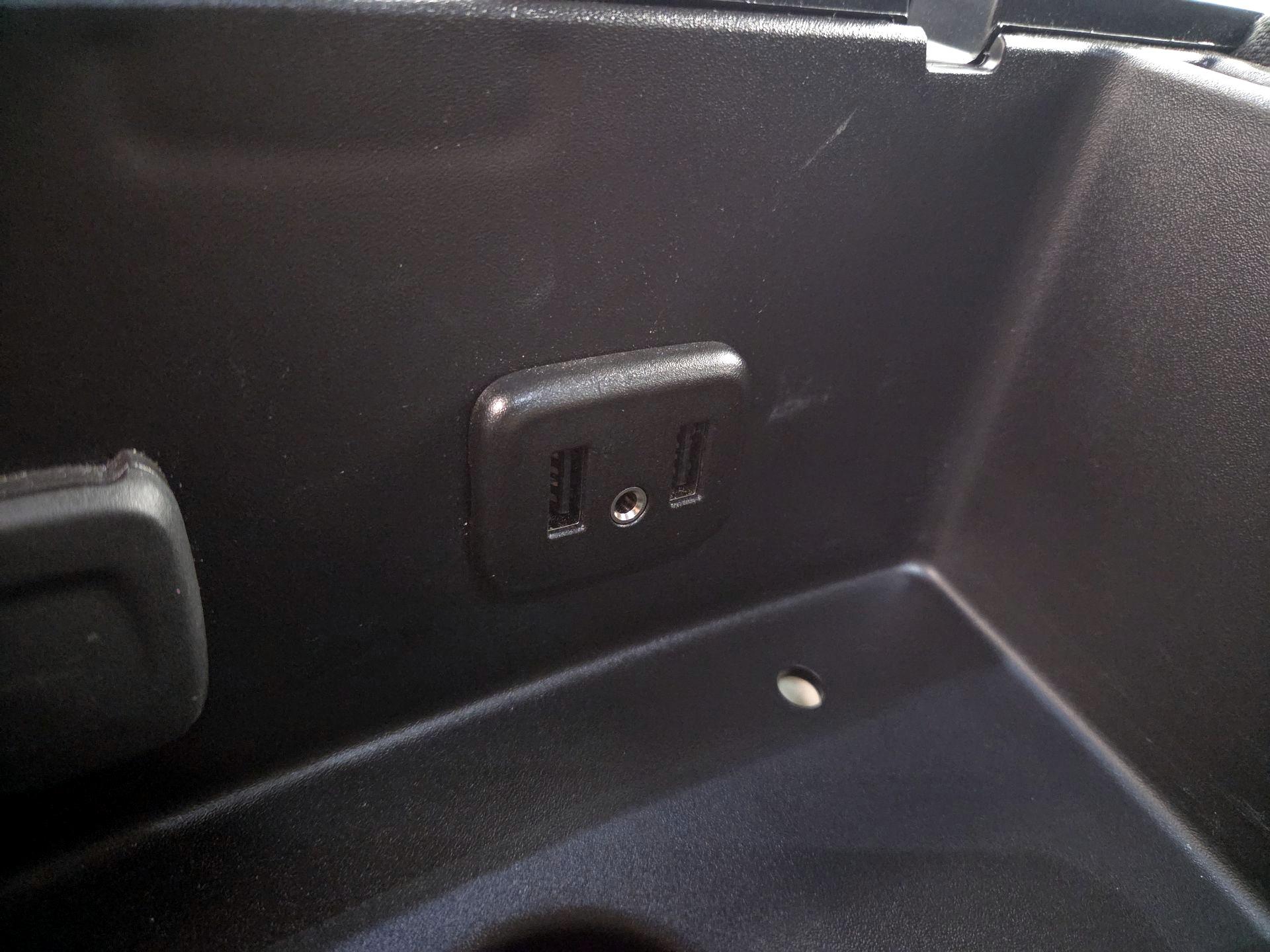 Thumbnail: 2019 Chevrolet Silverado 1500 - 18