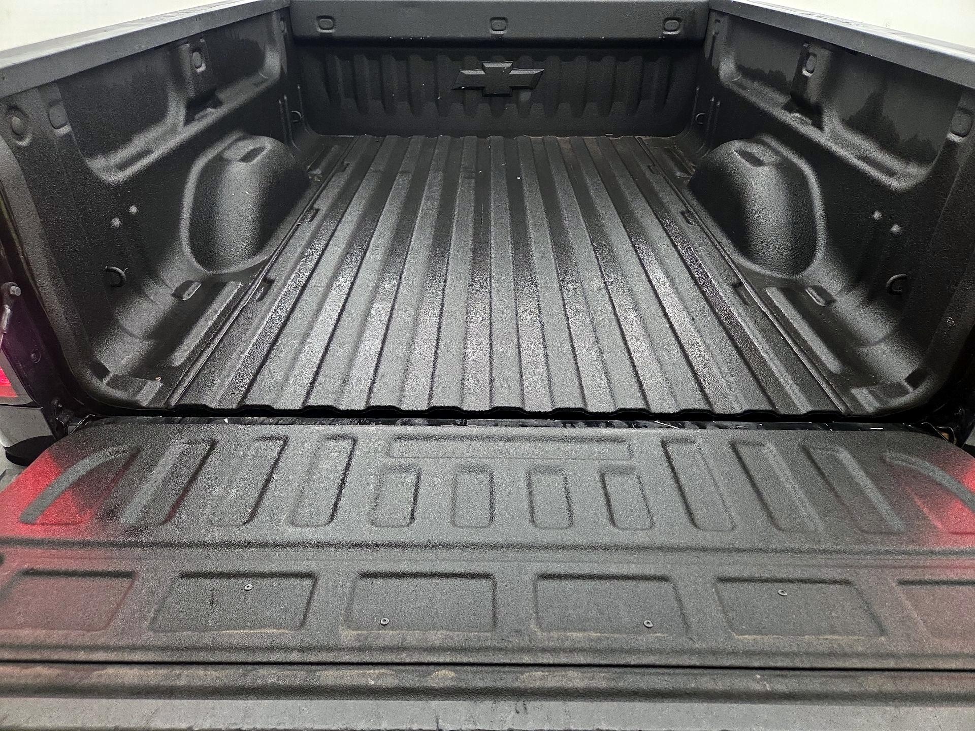 Thumbnail: 2019 Chevrolet Silverado 1500 - 20