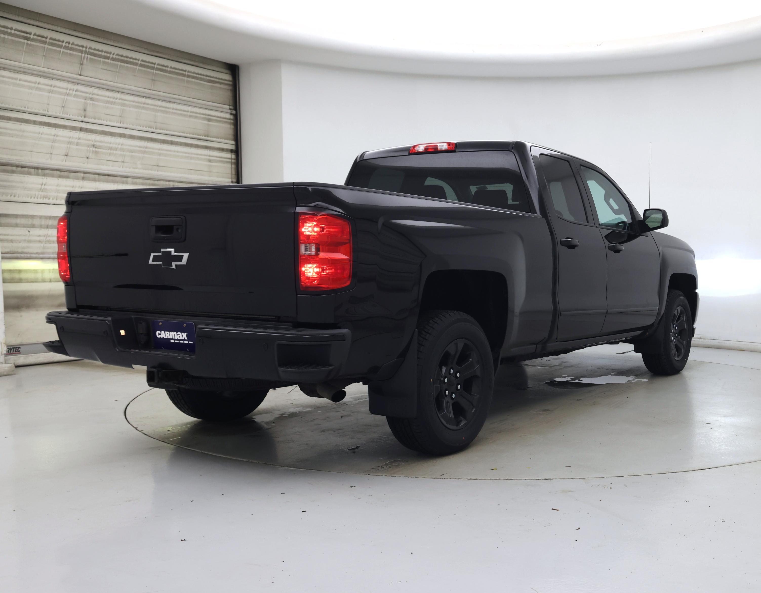 Thumbnail: 2019 Chevrolet Silverado 1500 - 8