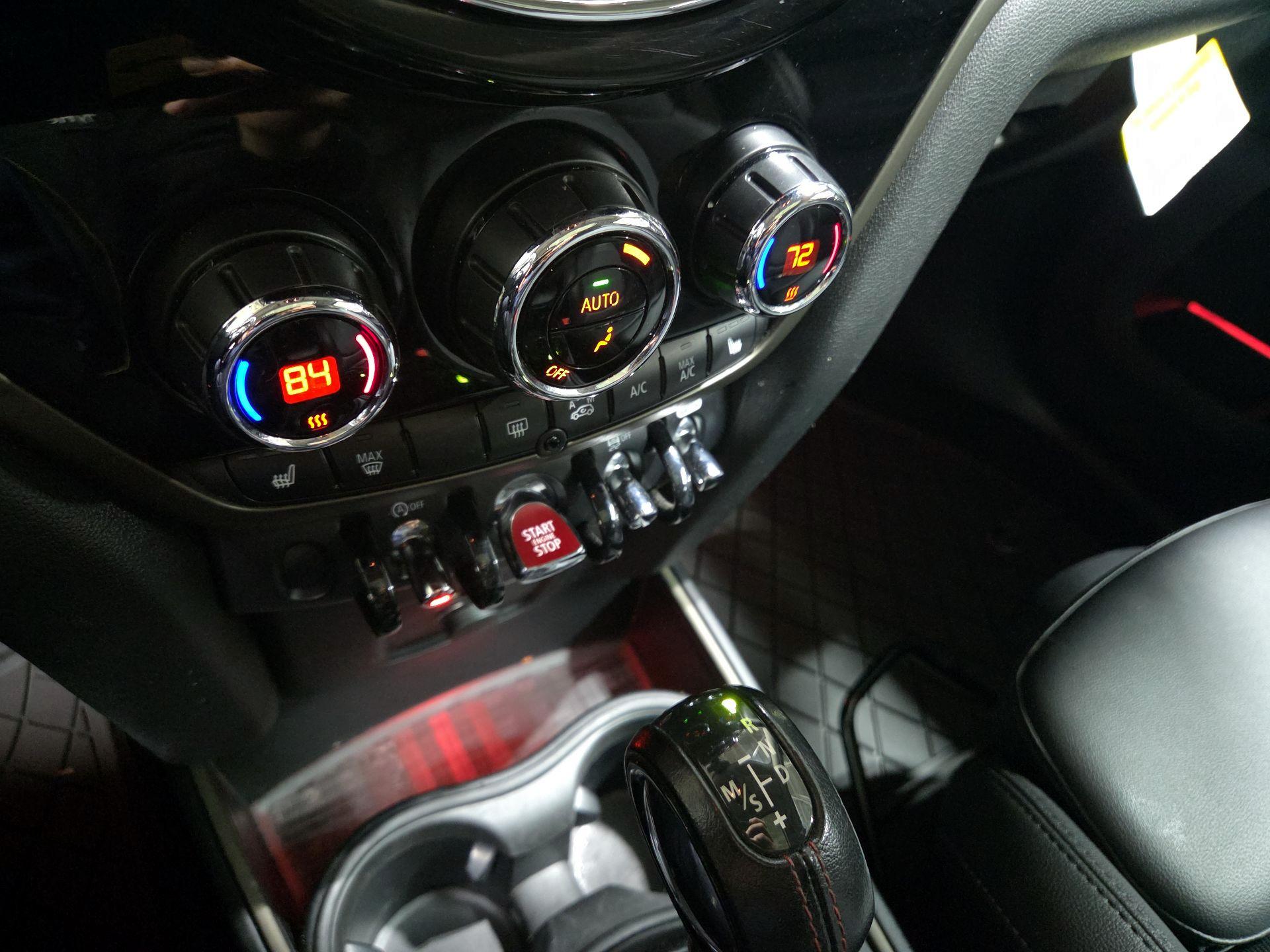 Thumbnail: 2019 MINI Cooper Countryman - 16