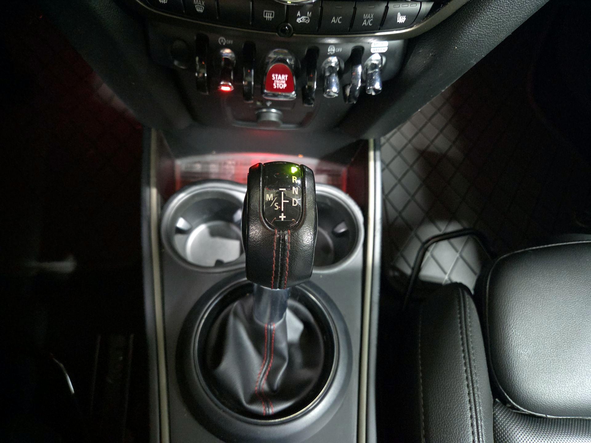 Thumbnail: 2019 MINI Cooper Countryman - 17