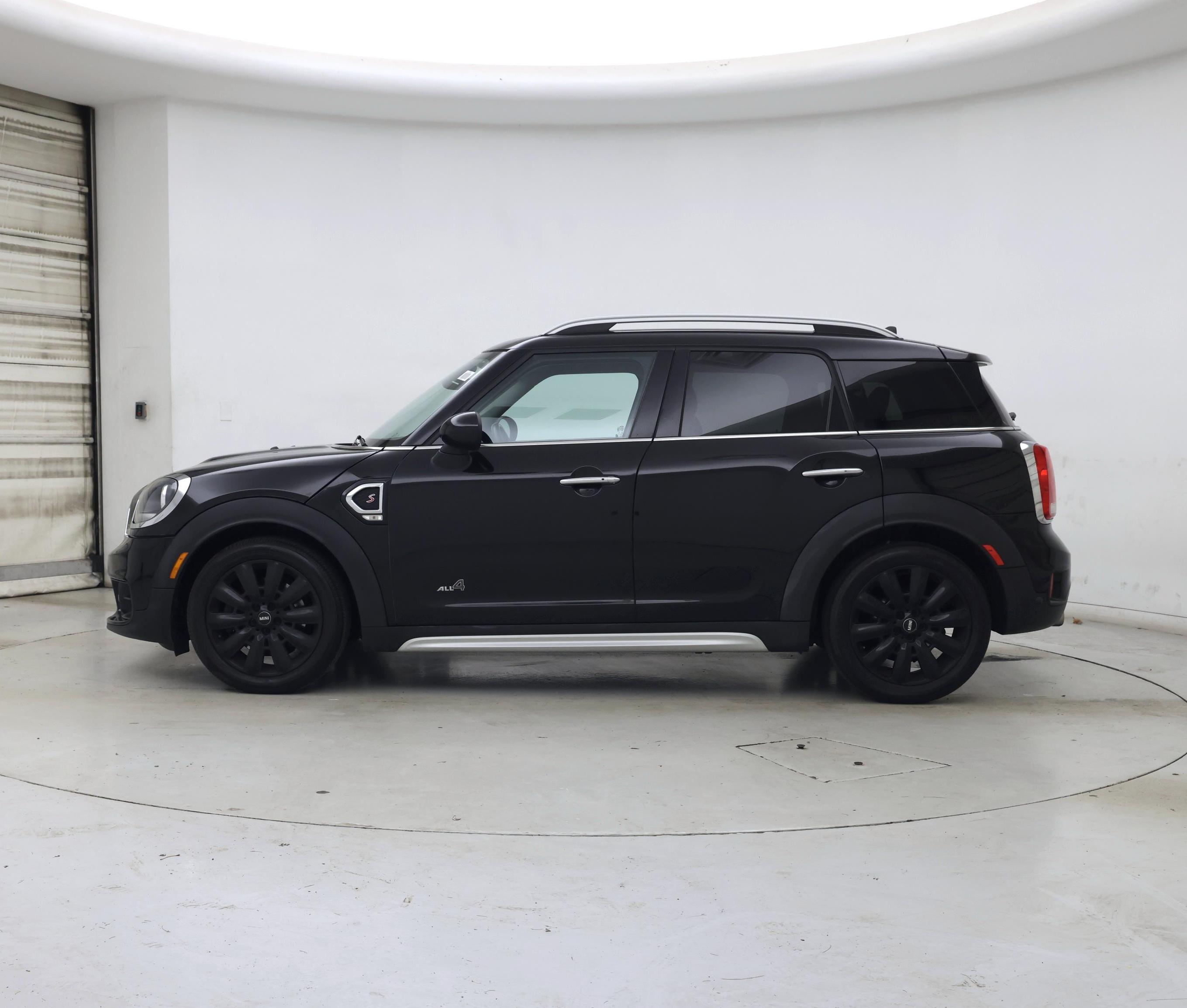 Thumbnail: 2019 MINI Cooper Countryman - 3