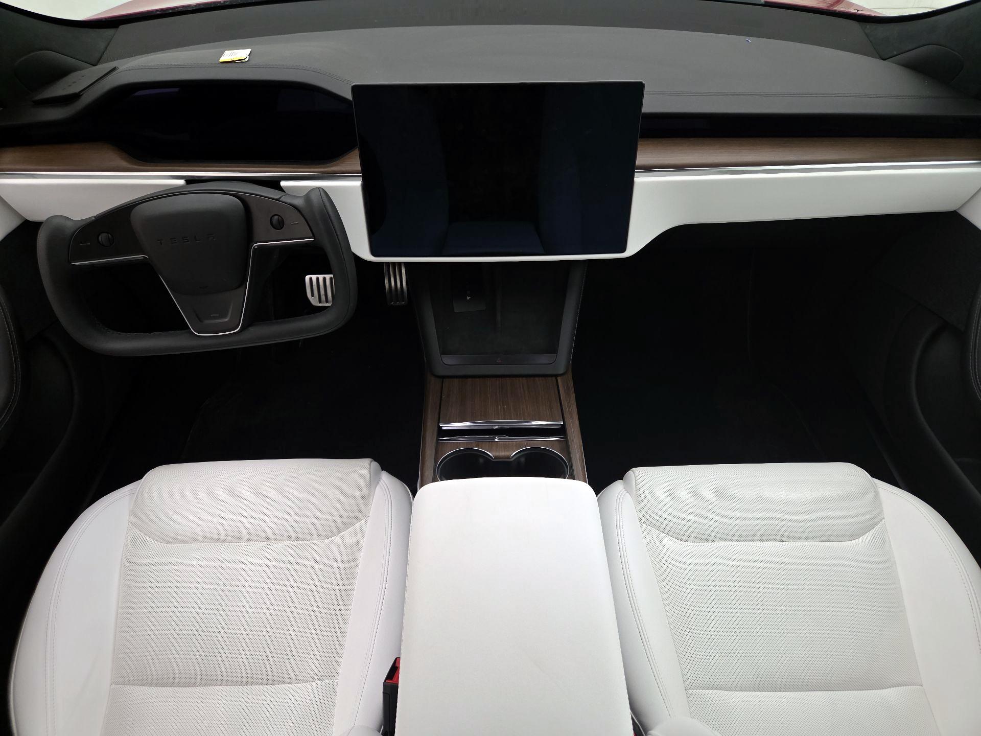 Thumbnail: 2023 Tesla Model S - 9