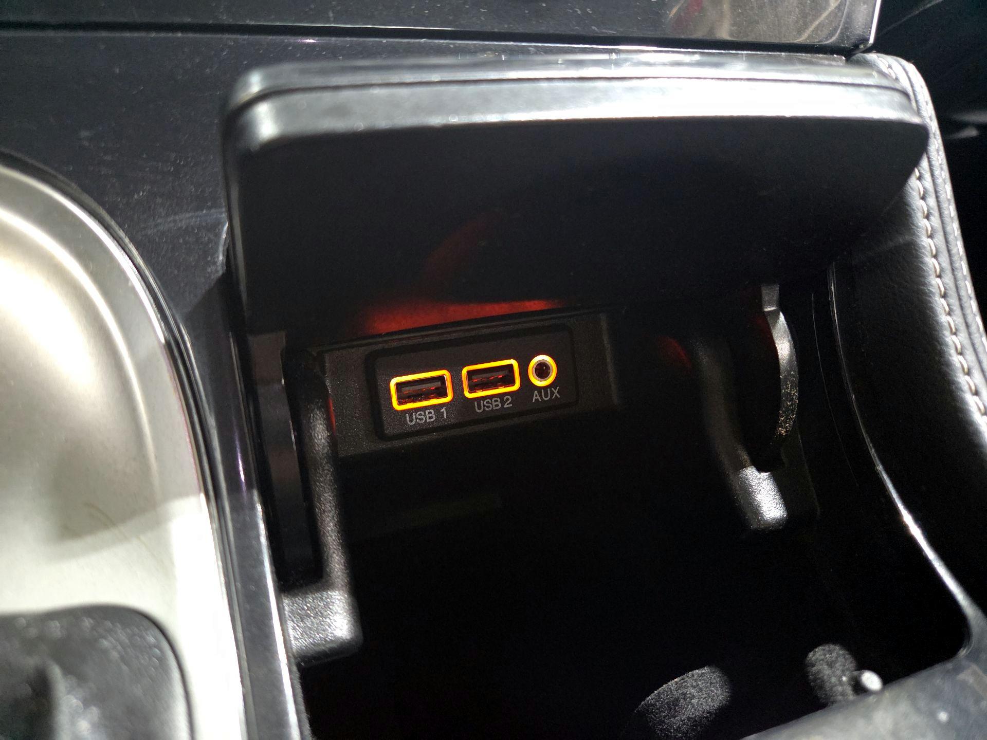 Thumbnail: 2017 Nissan Maxima - 19