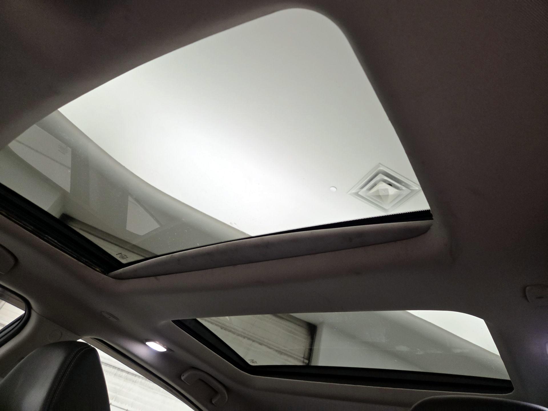 Thumbnail: 2017 Nissan Maxima - 20