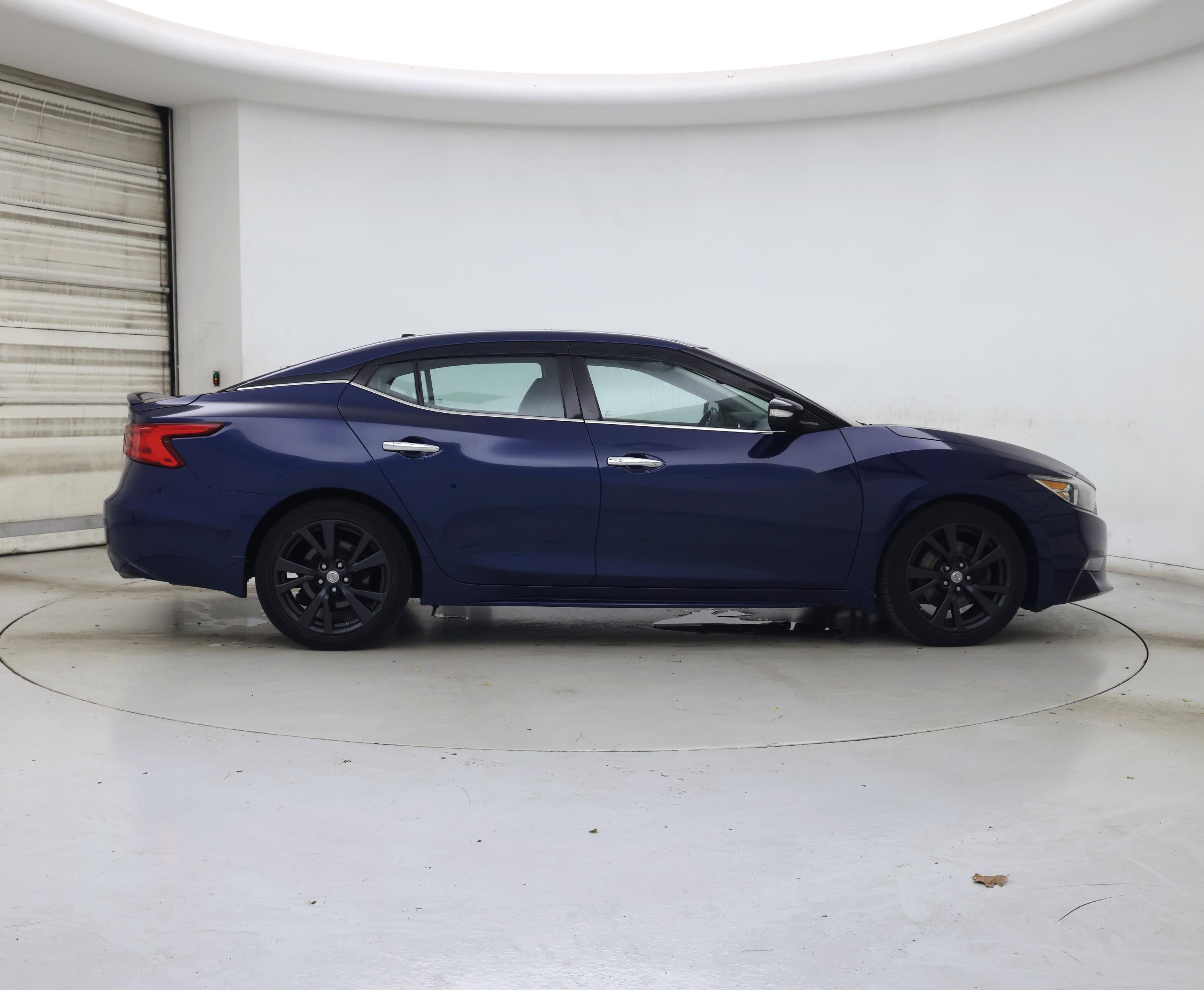 Thumbnail: 2017 Nissan Maxima - 7