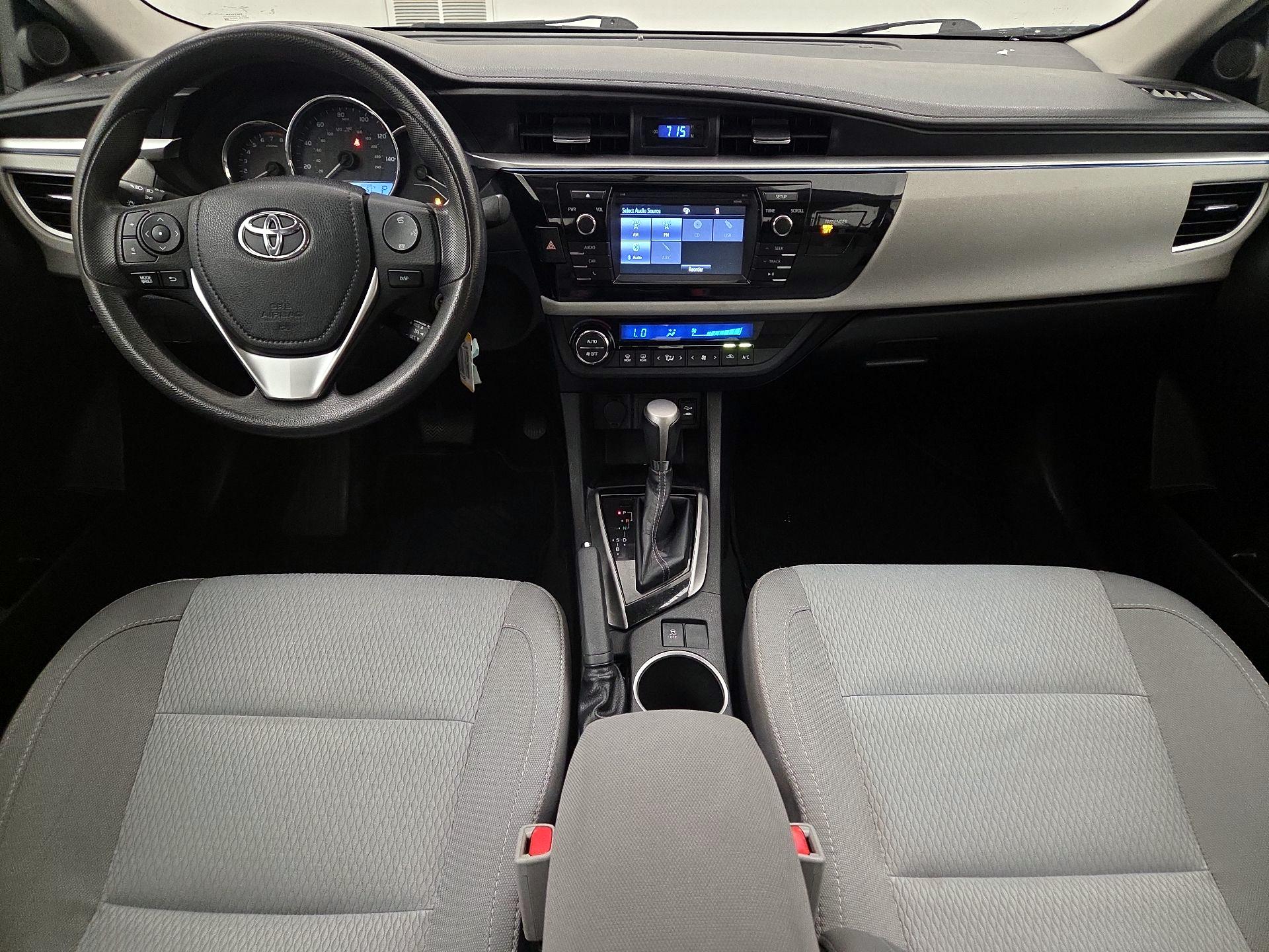 Thumbnail: 2015 Toyota Corolla - 9