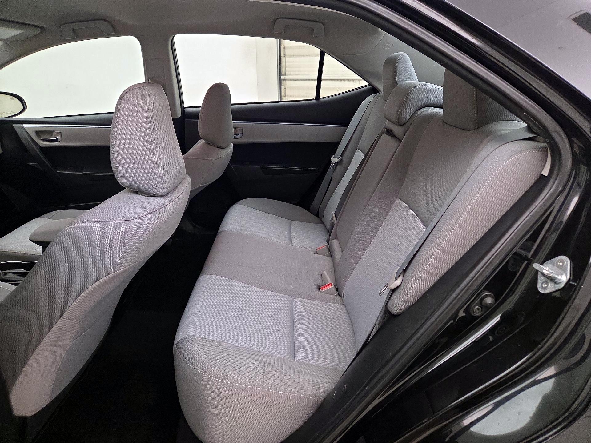 Thumbnail: 2015 Toyota Corolla - 19