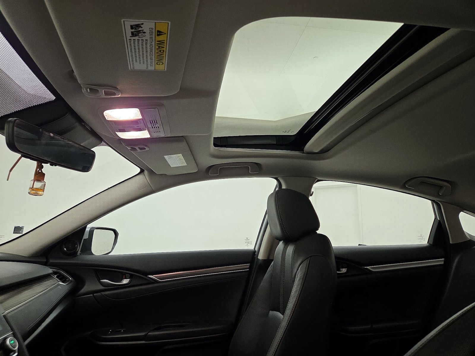 2019 Honda Civic EX-L - Photo 19