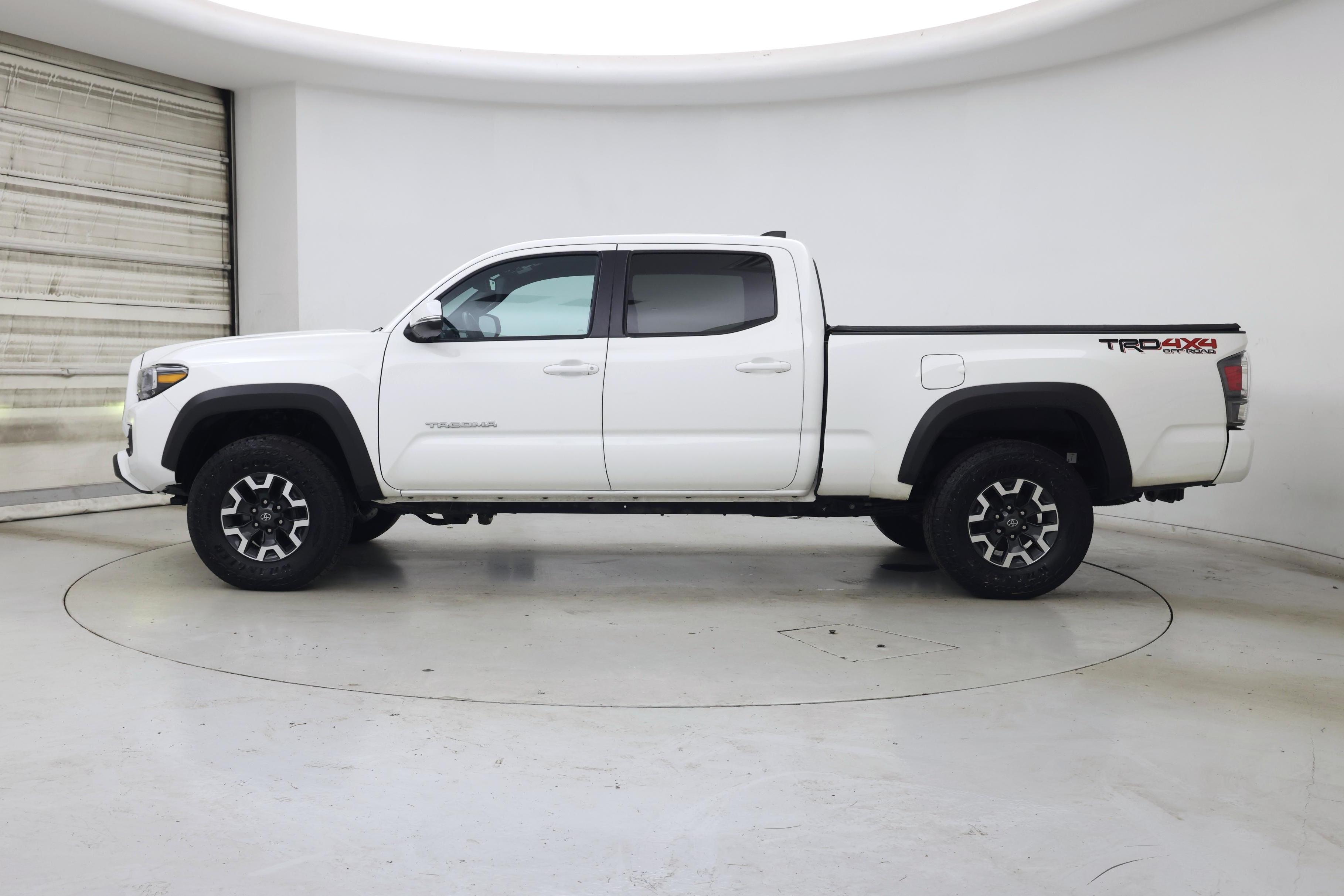 Thumbnail: 2023 Toyota Tacoma - 3