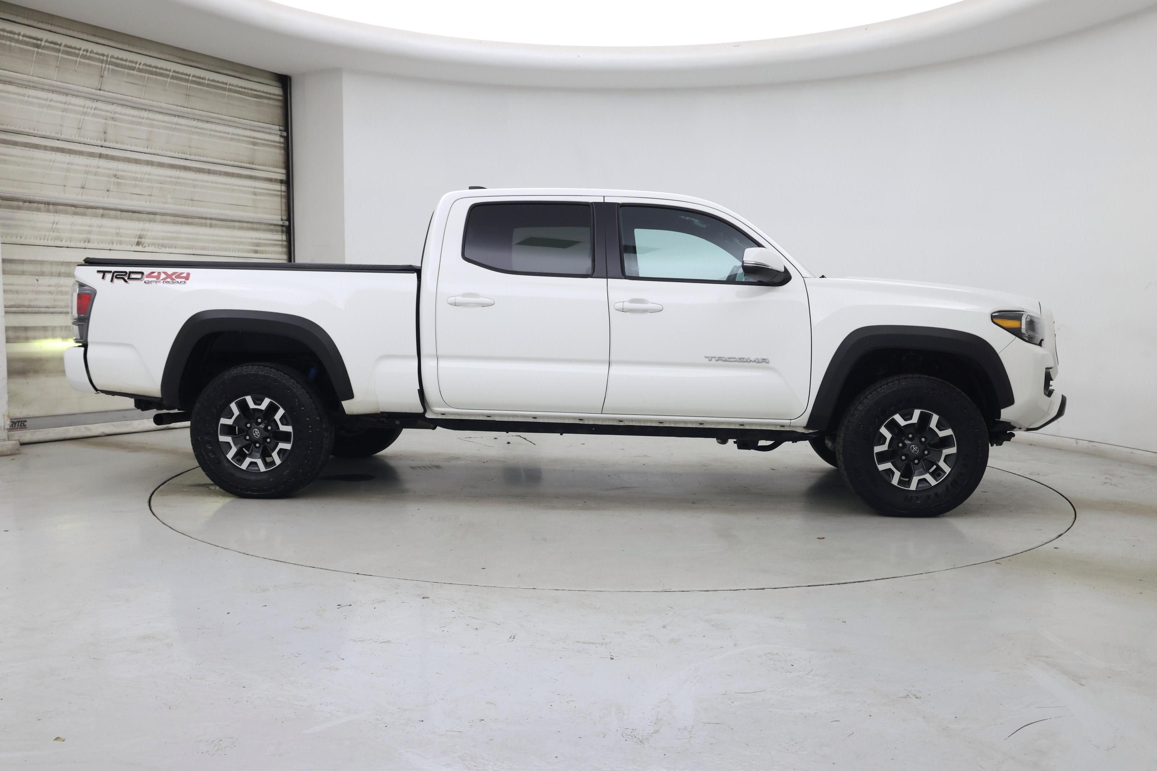 Thumbnail: 2023 Toyota Tacoma - 7