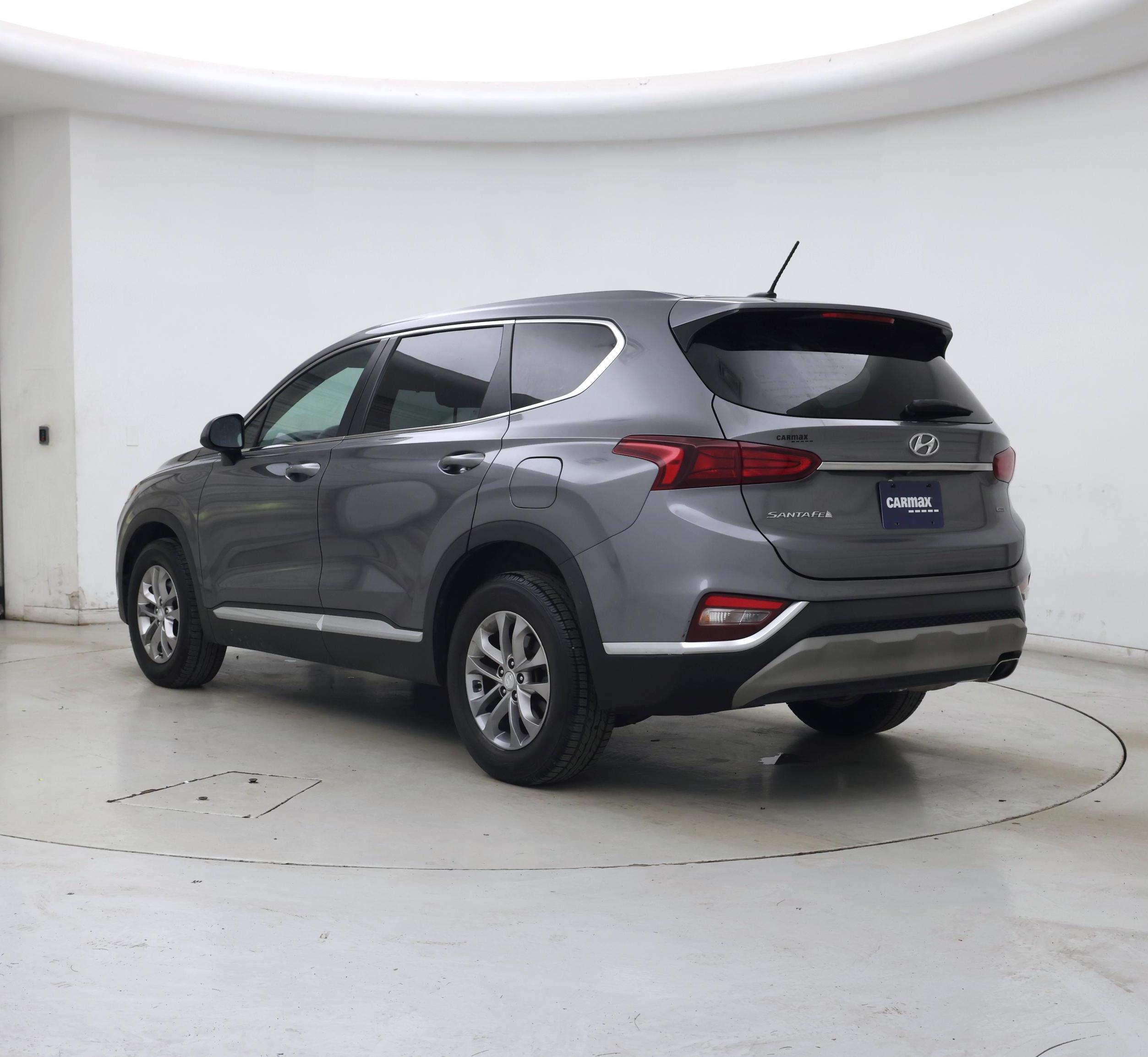 Thumbnail: 2019 Hyundai Santa Fe - 2