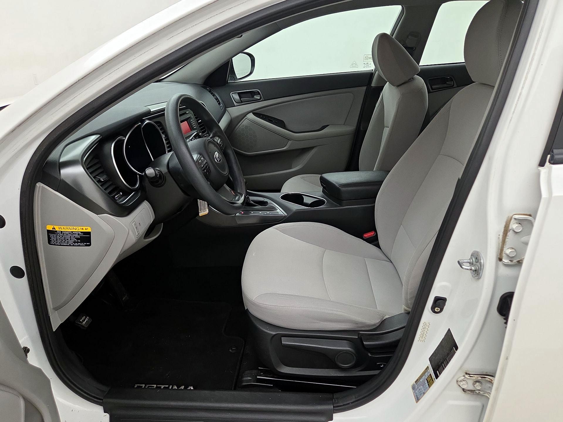 Thumbnail: 2015 Kia Optima - 11