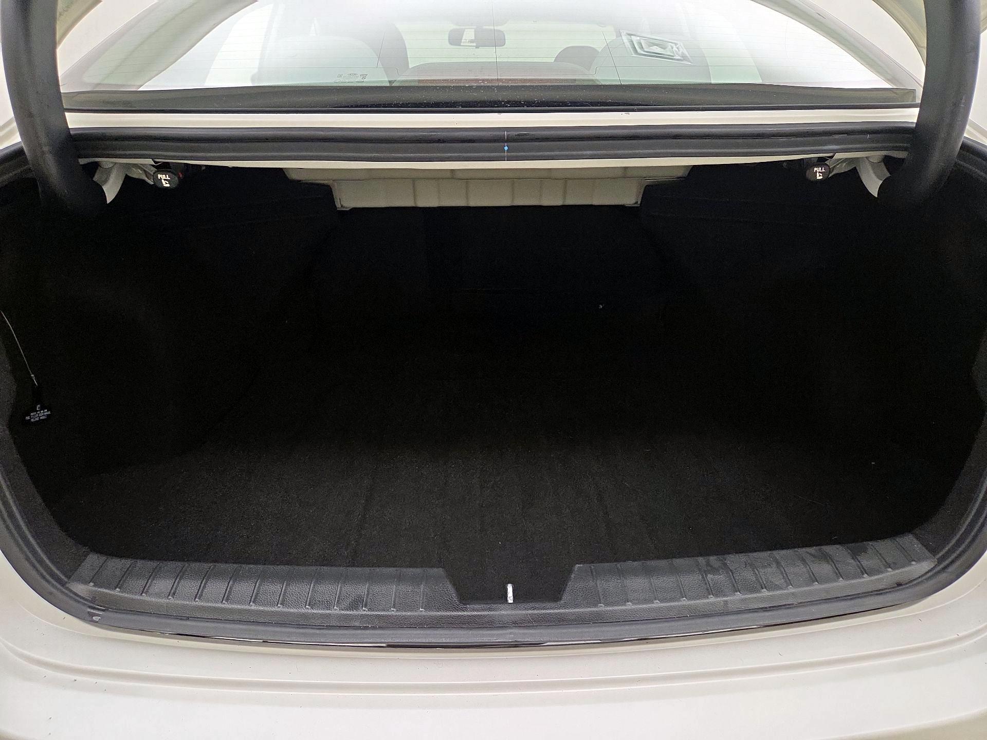 Thumbnail: 2015 Kia Optima - 19