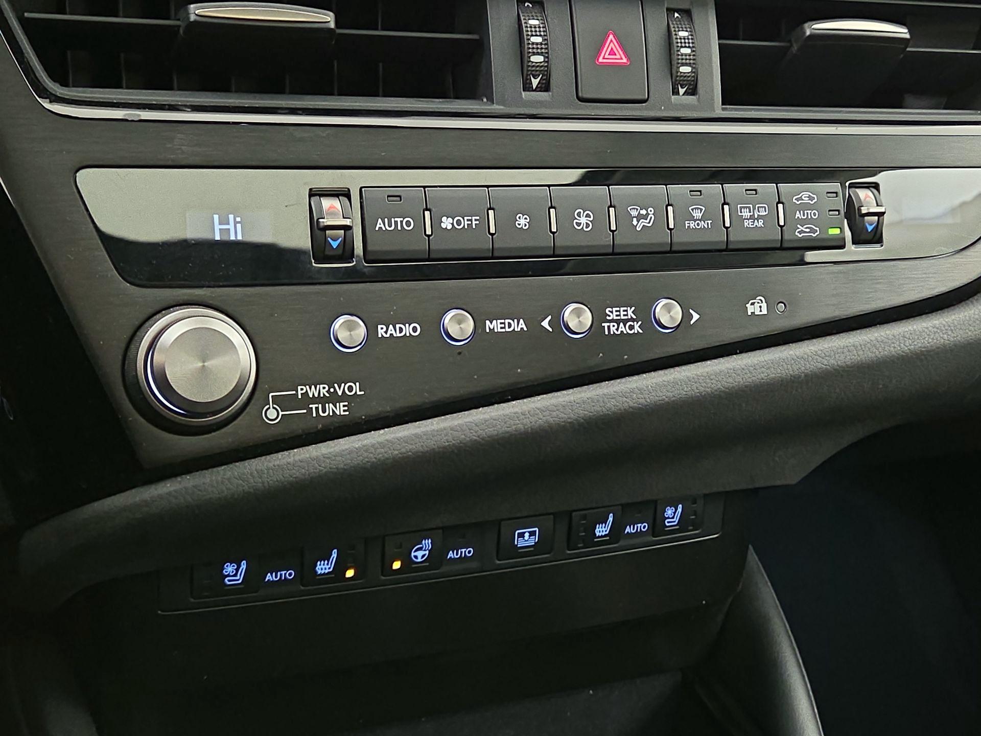 Thumbnail: 2023 Lexus ES - 17