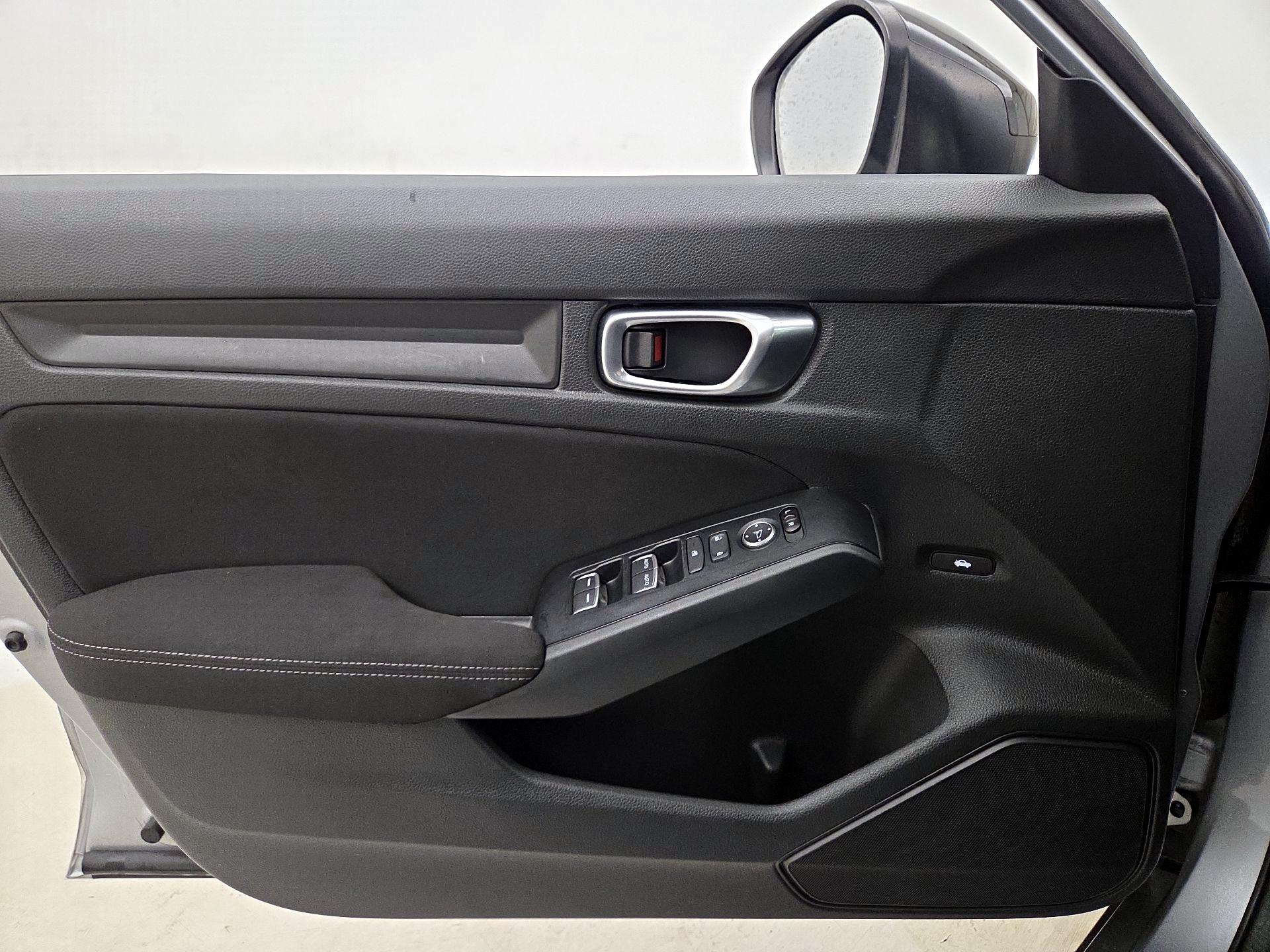 Thumbnail: 2023 Honda Civic - 12