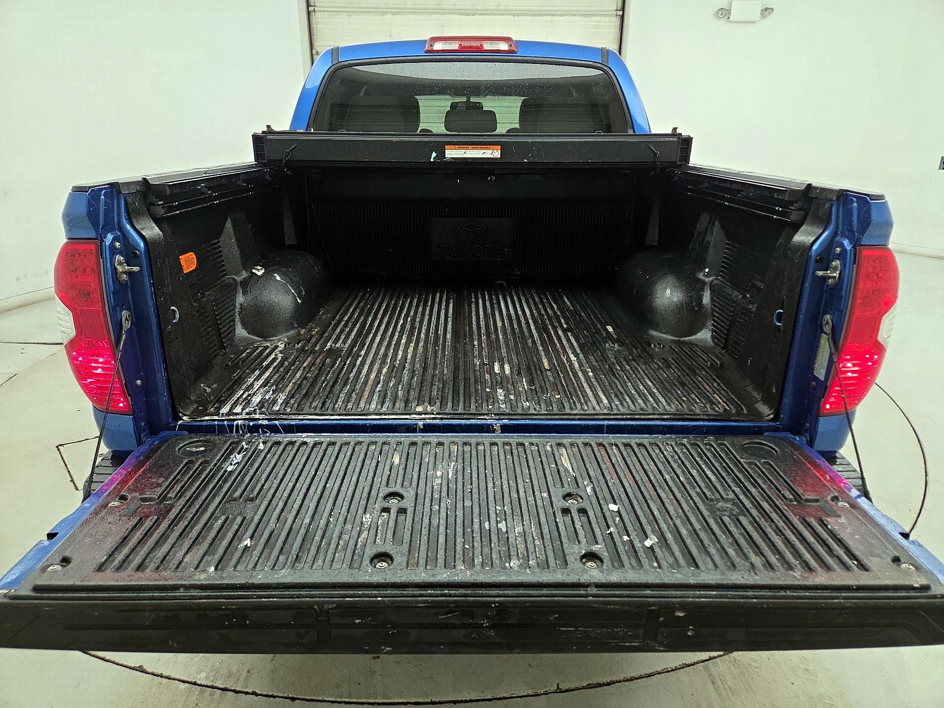 Thumbnail: 2017 Toyota Tundra - 20