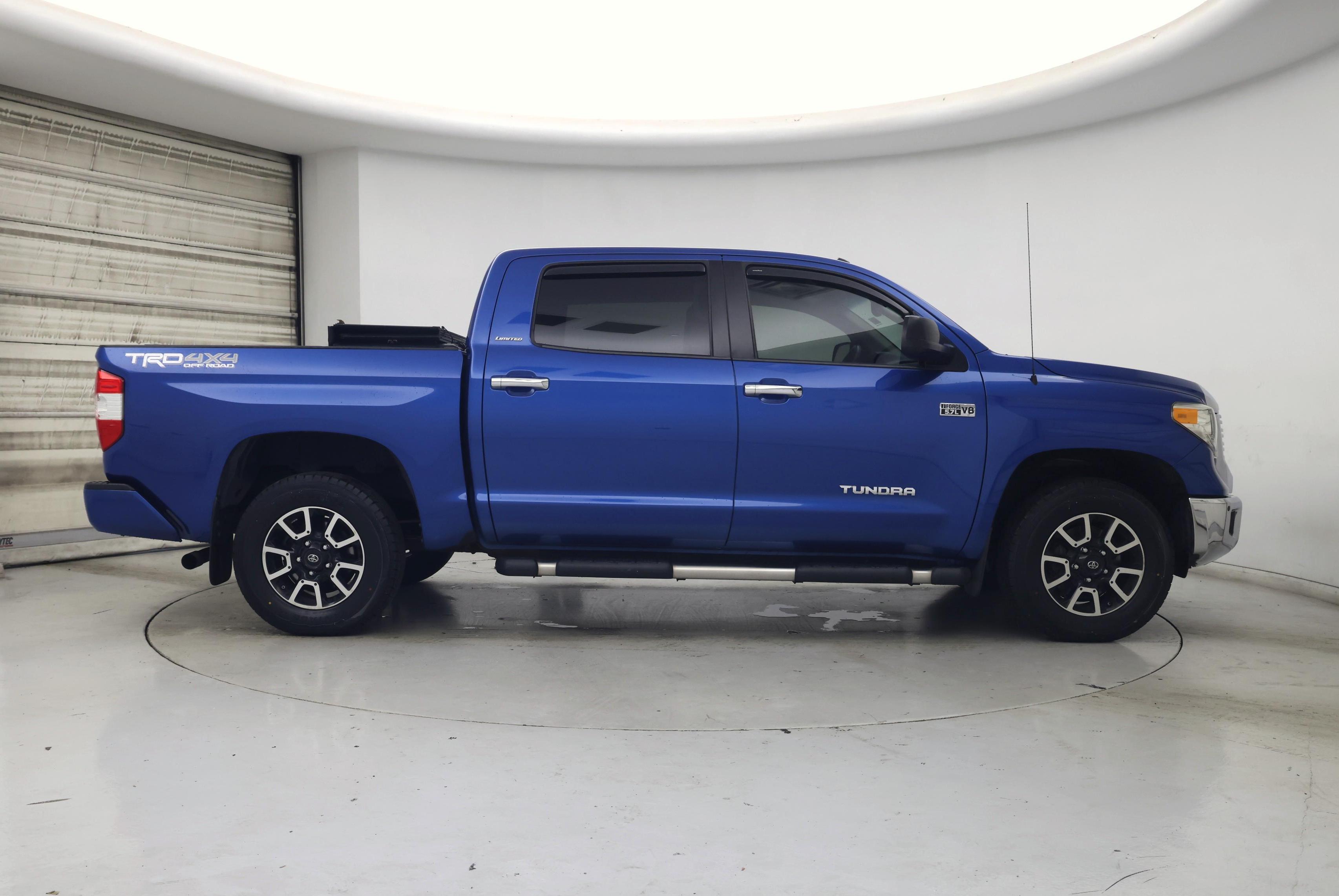 Thumbnail: 2017 Toyota Tundra - 7