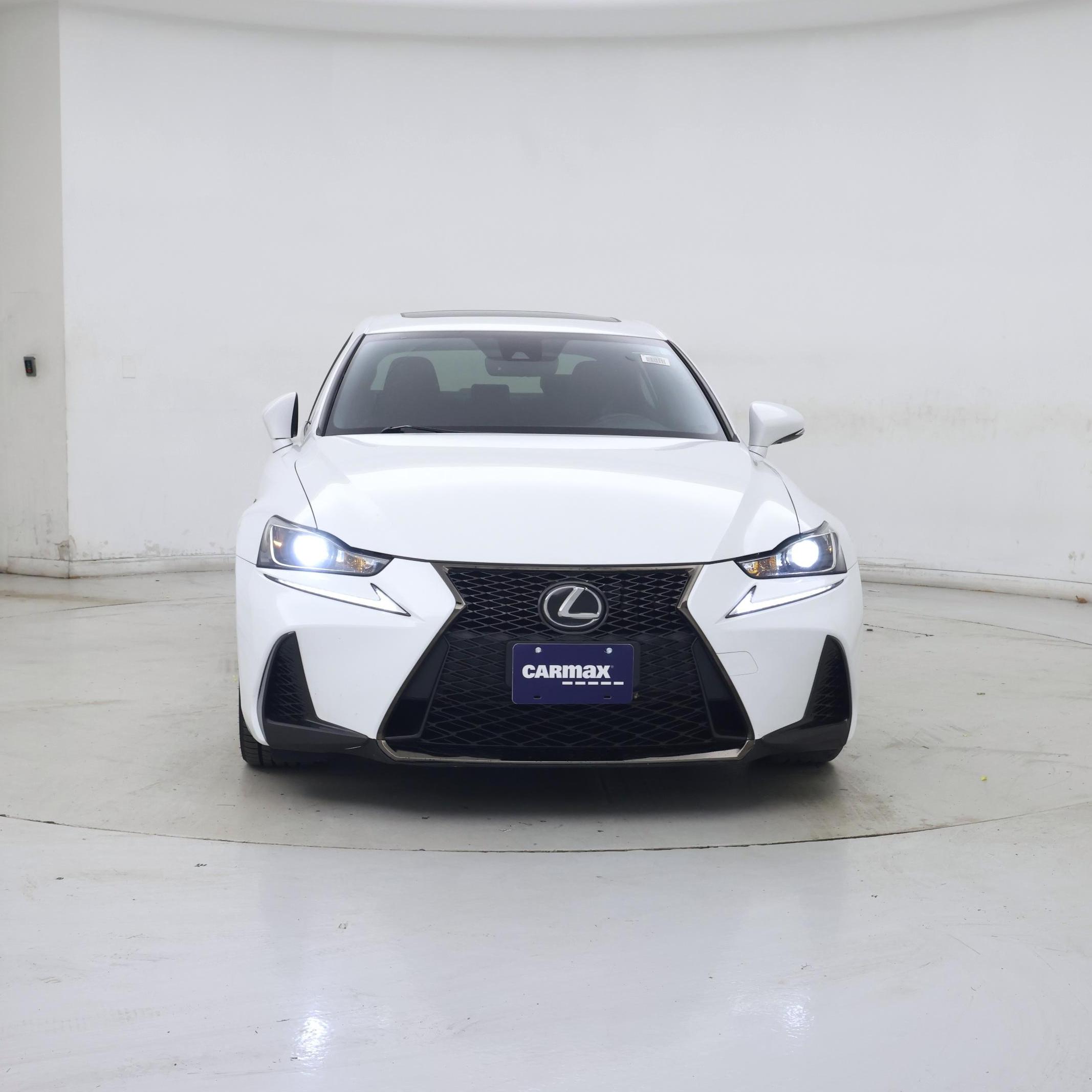 Thumbnail: 2019 Lexus IS - 5