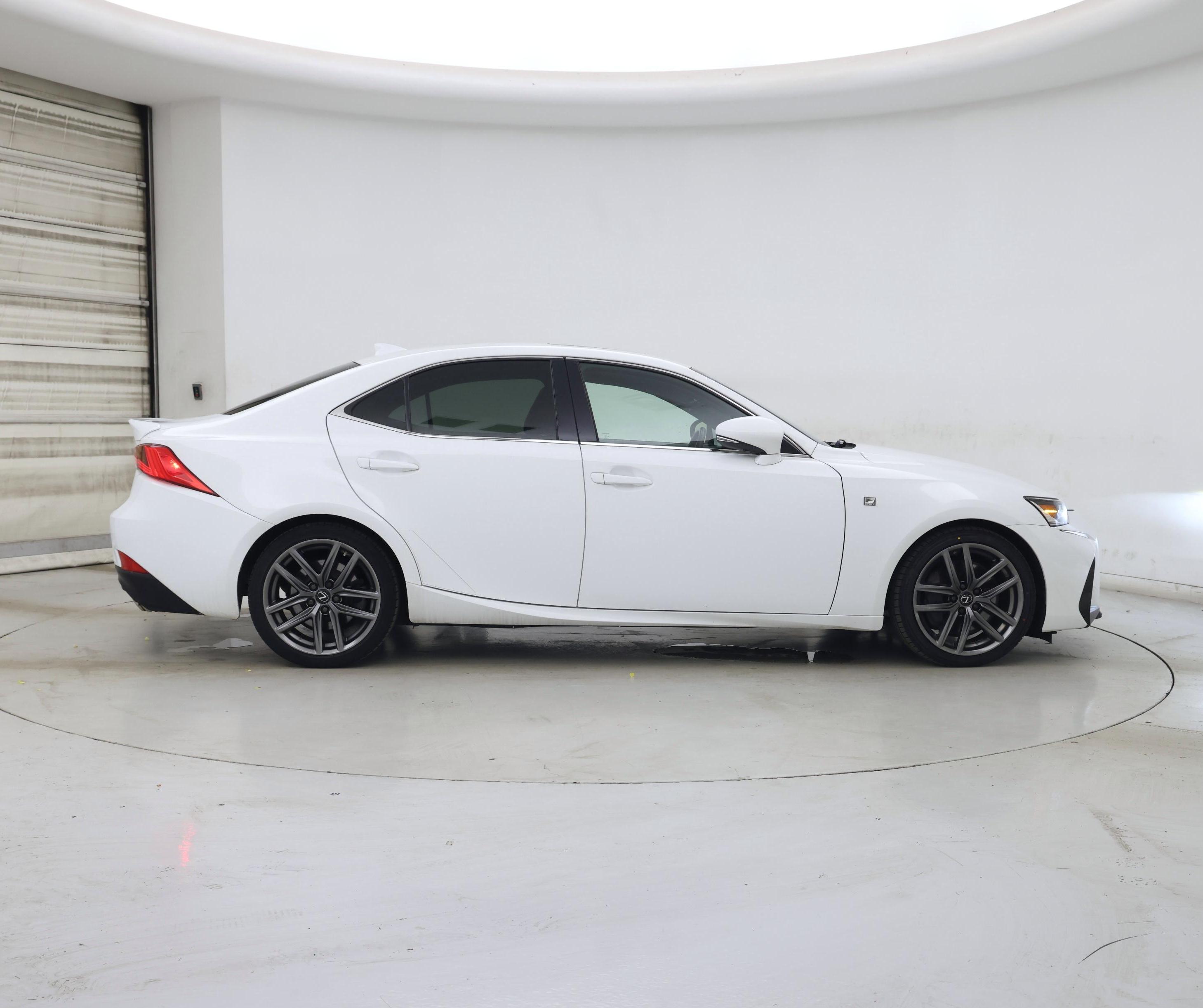 Thumbnail: 2019 Lexus IS - 7